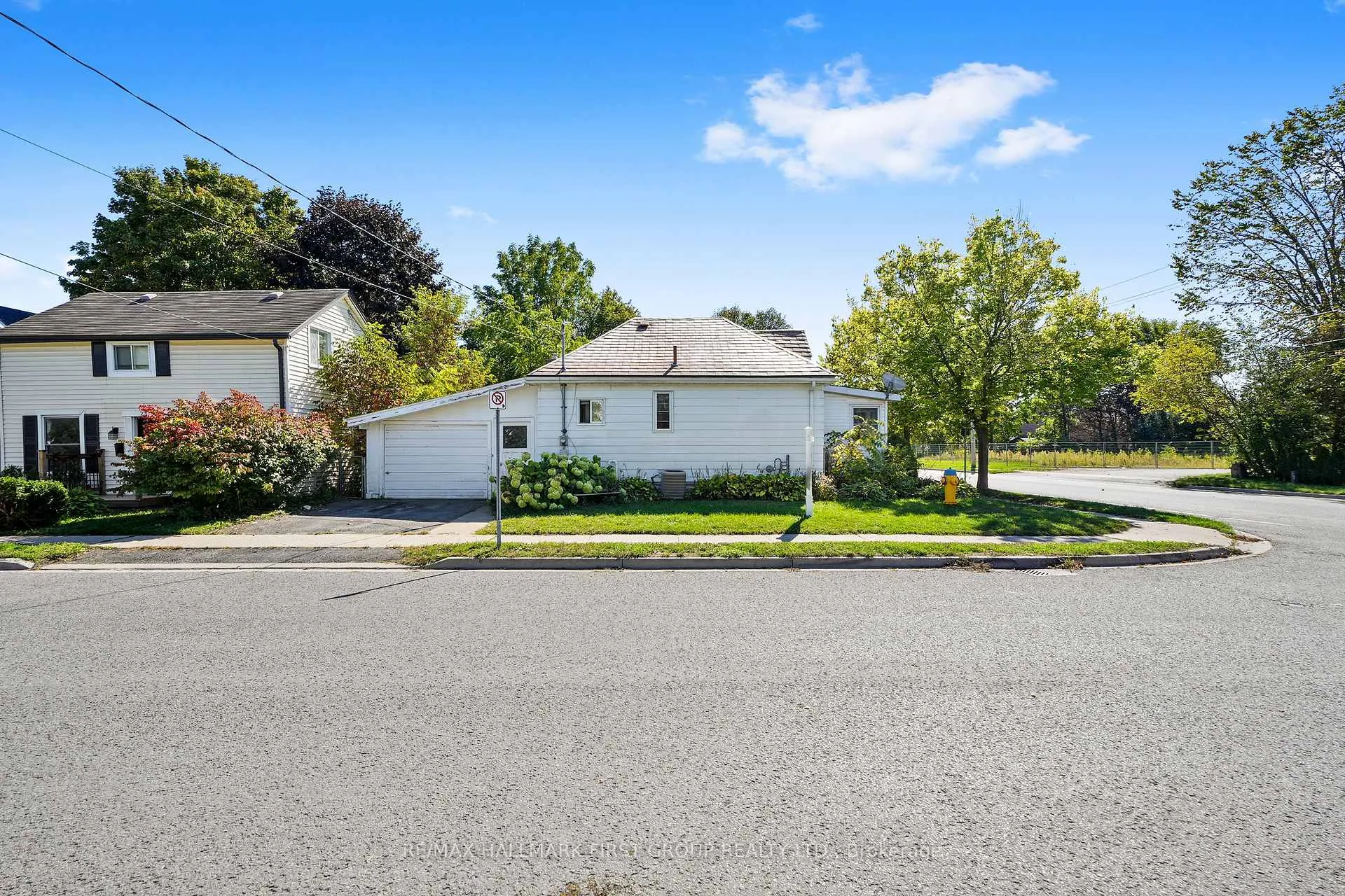 Photo 32 of 446 Ontario Street, Cobourg — HOMEH