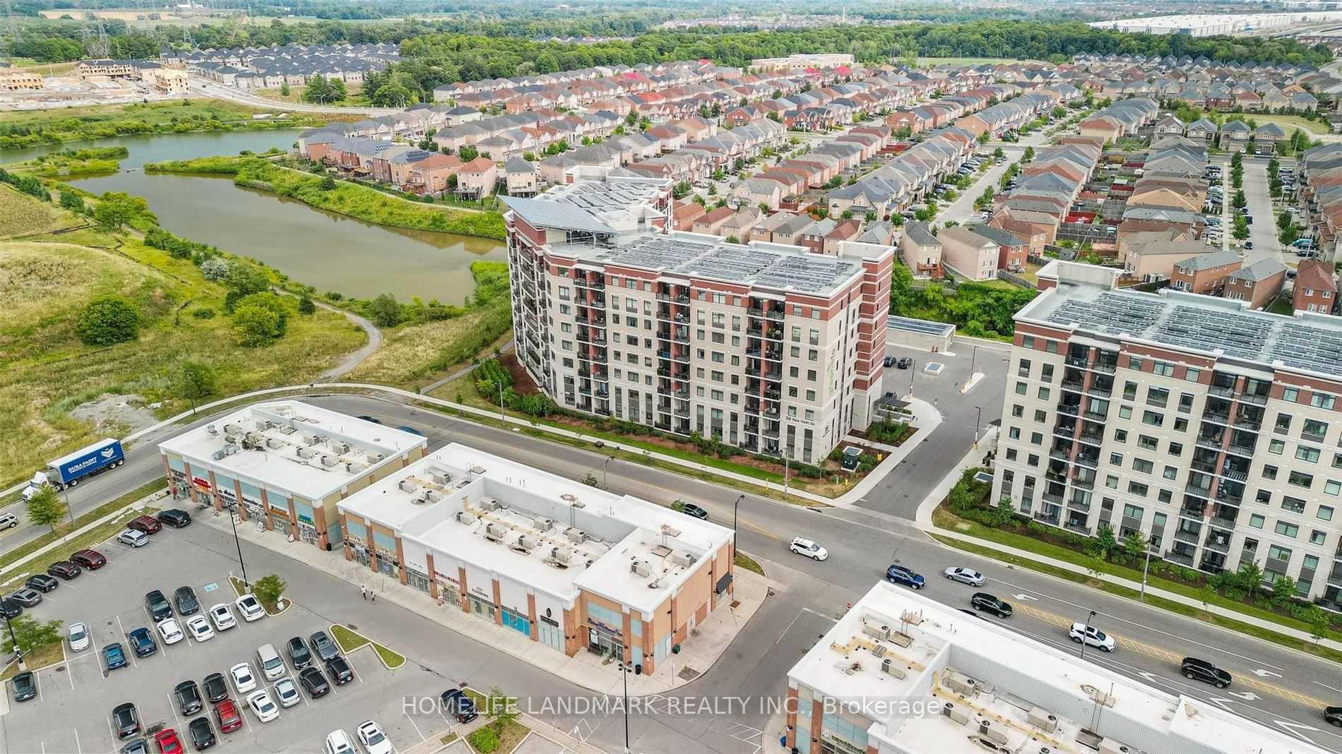 Photo 4 of Unit 606, 39 New Delhi Drive, Markham, Cedarwood — HOMEH