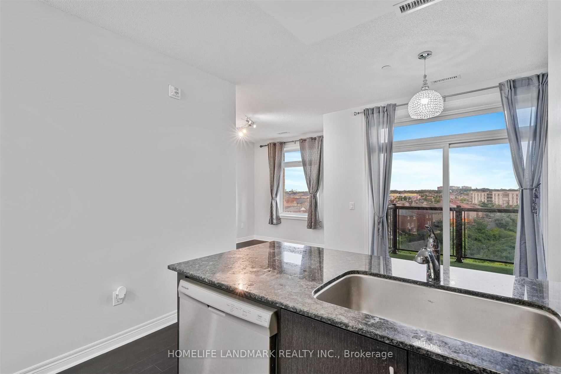 Photo 11 of Unit 606, 39 New Delhi Drive, Markham, Cedarwood — HOMEH