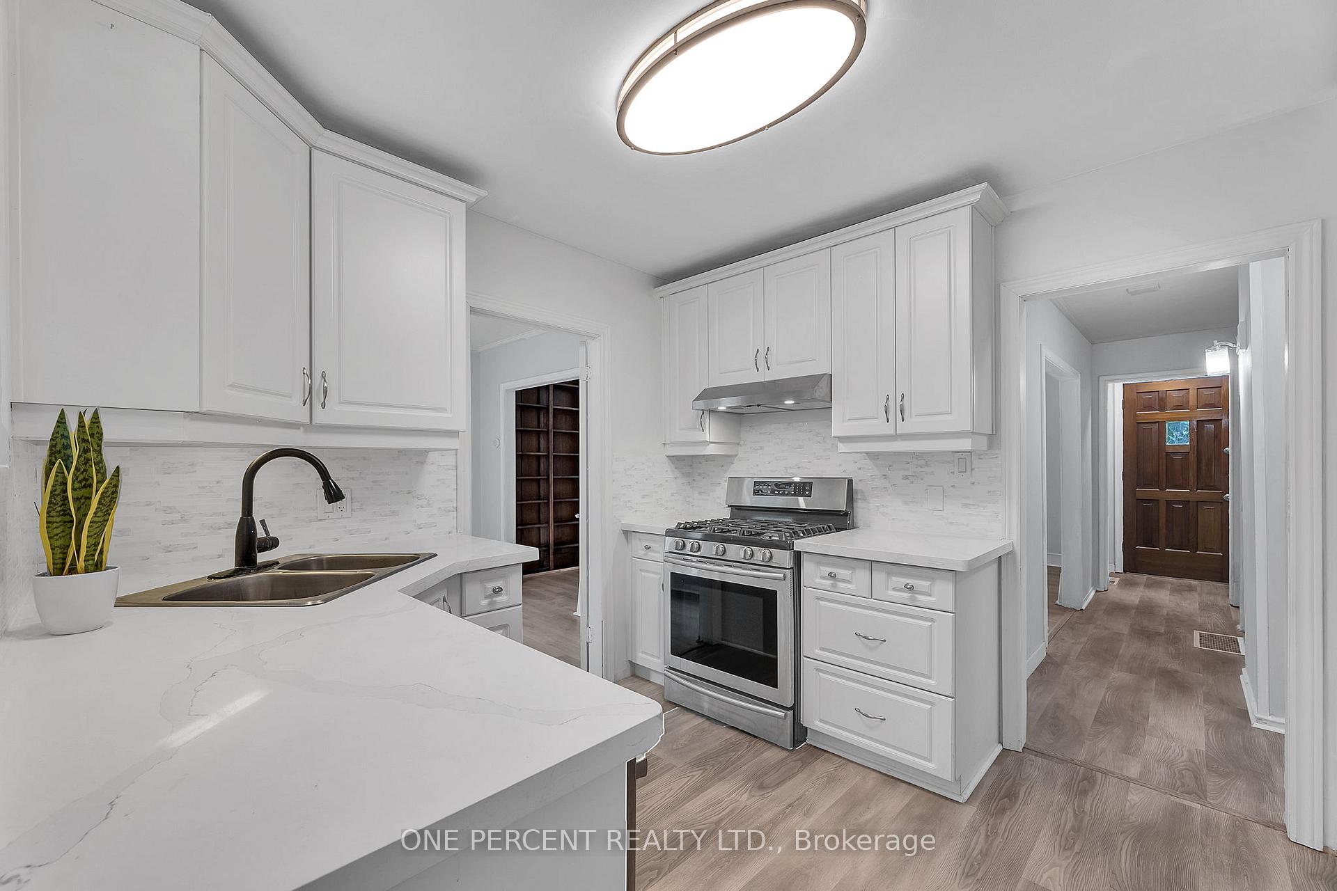 Photo 3 of 14 Mcnab Avenue, Douro-Dummer — HOMEH