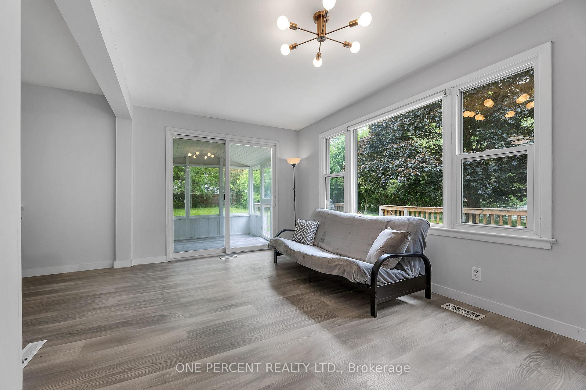Photo 30 of 14 Mcnab Avenue, Douro-Dummer — HOMEH