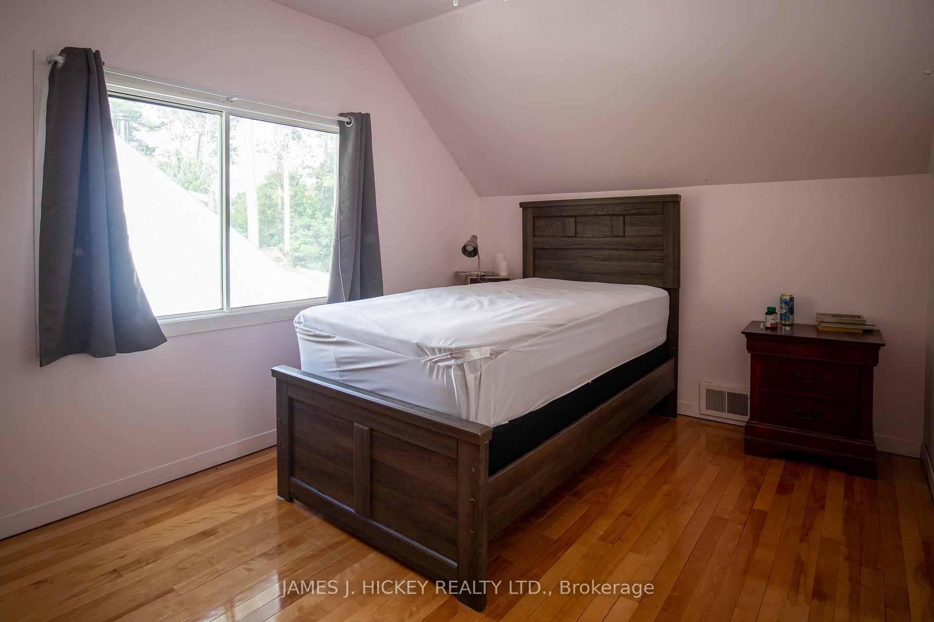 Photo 24 of 30 Faraday Crescent, Deep River, Deep River — HOMEH