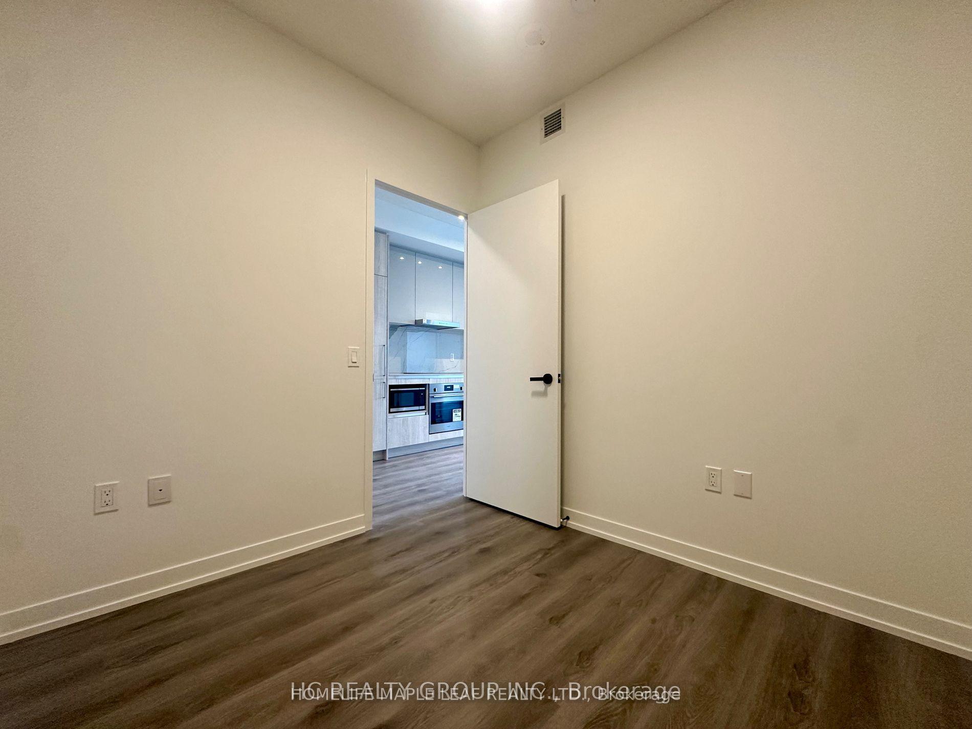 Photo 8 of Unit 705, 225 Commerce Street, Vaughan, Vaughan Corporate Centre — HOMEH