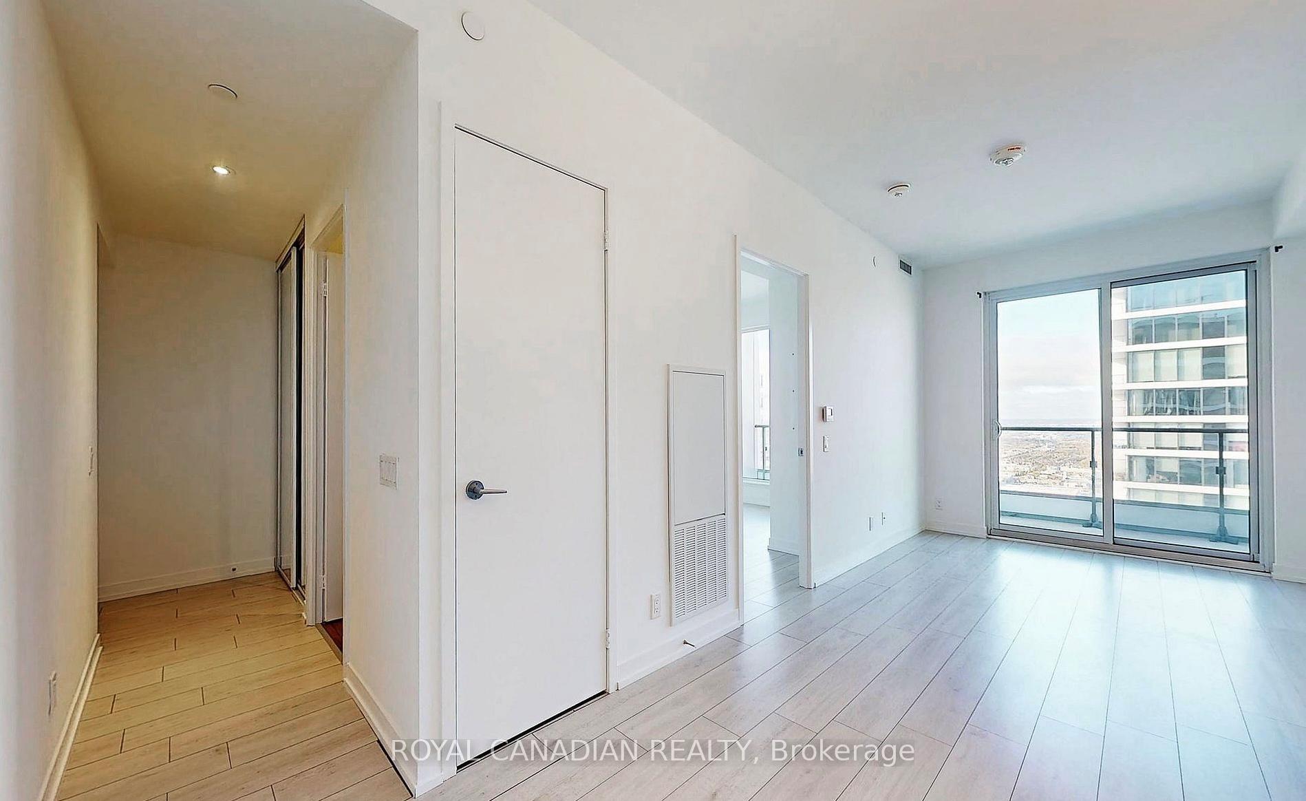 Photo 9 of Unit 6010, 950 Portage Parkway, Vaughan, Vaughan Corporate Centre — HOMEH