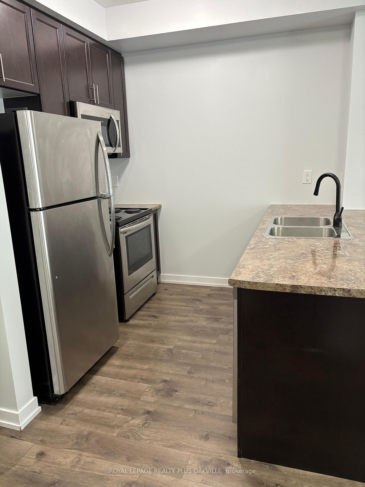 Photo 30 of Unit 329, 101 Shoreview Place, Hamilton, Lakeshore — HOMEH
