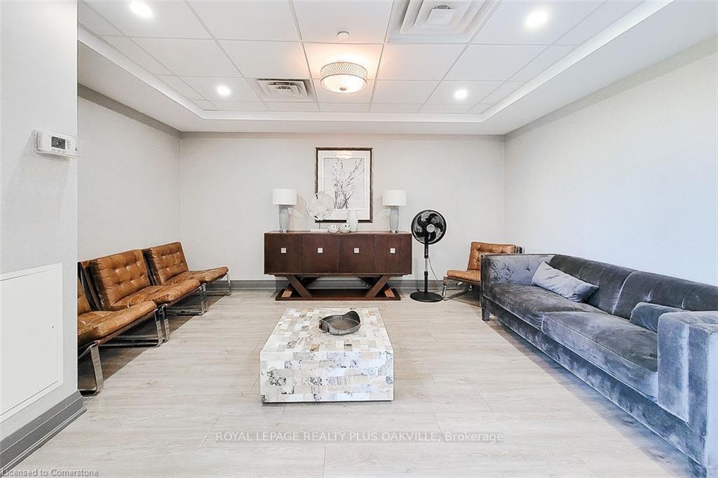 Photo 54 of Unit 329, 101 Shoreview Place, Hamilton, Lakeshore — HOMEH