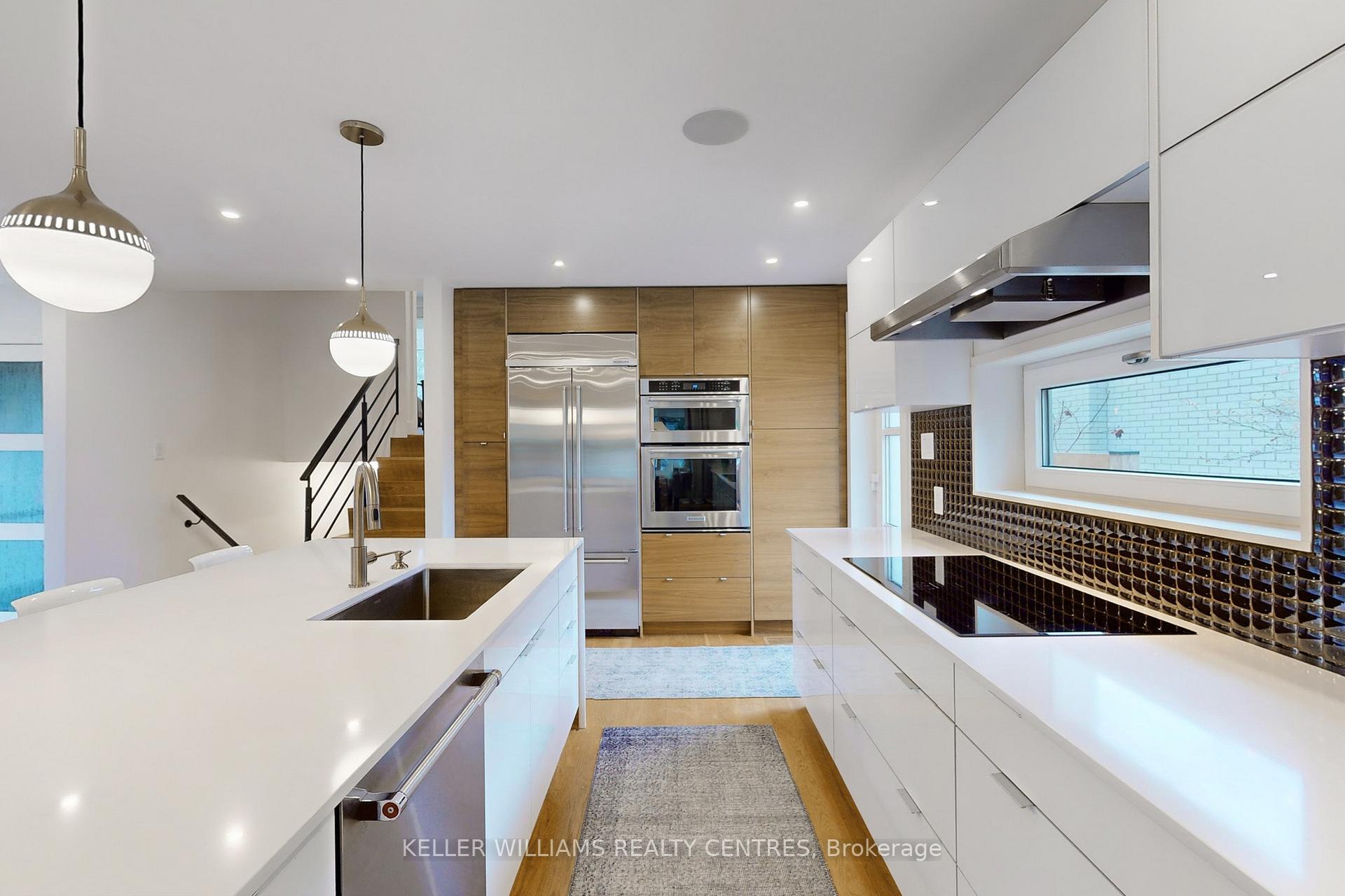 Photo 9 of 27 Boulding Drive, Aurora, Aurora Heights — HOMEH