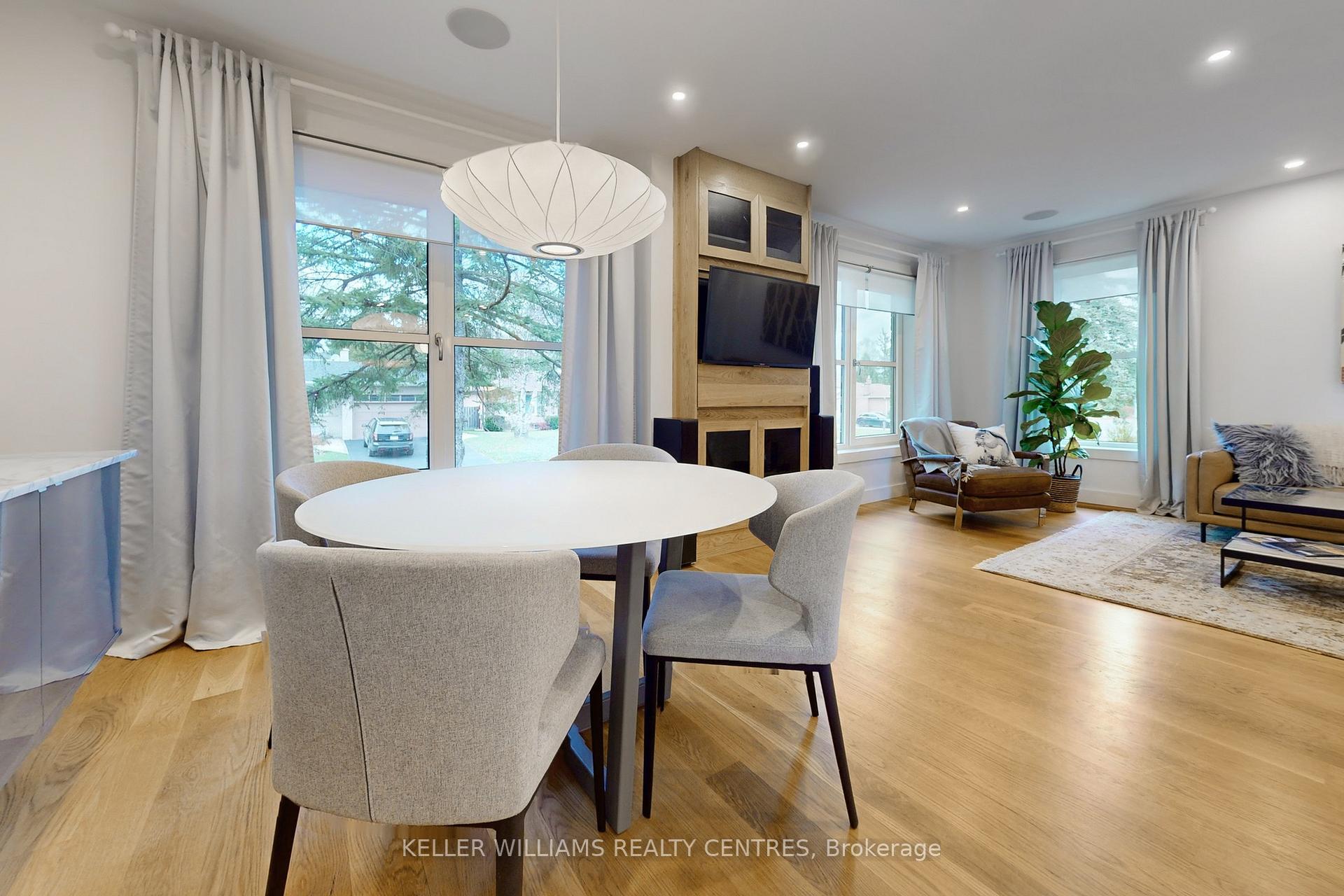 Photo 12 of 27 Boulding Drive, Aurora, Aurora Heights — HOMEH