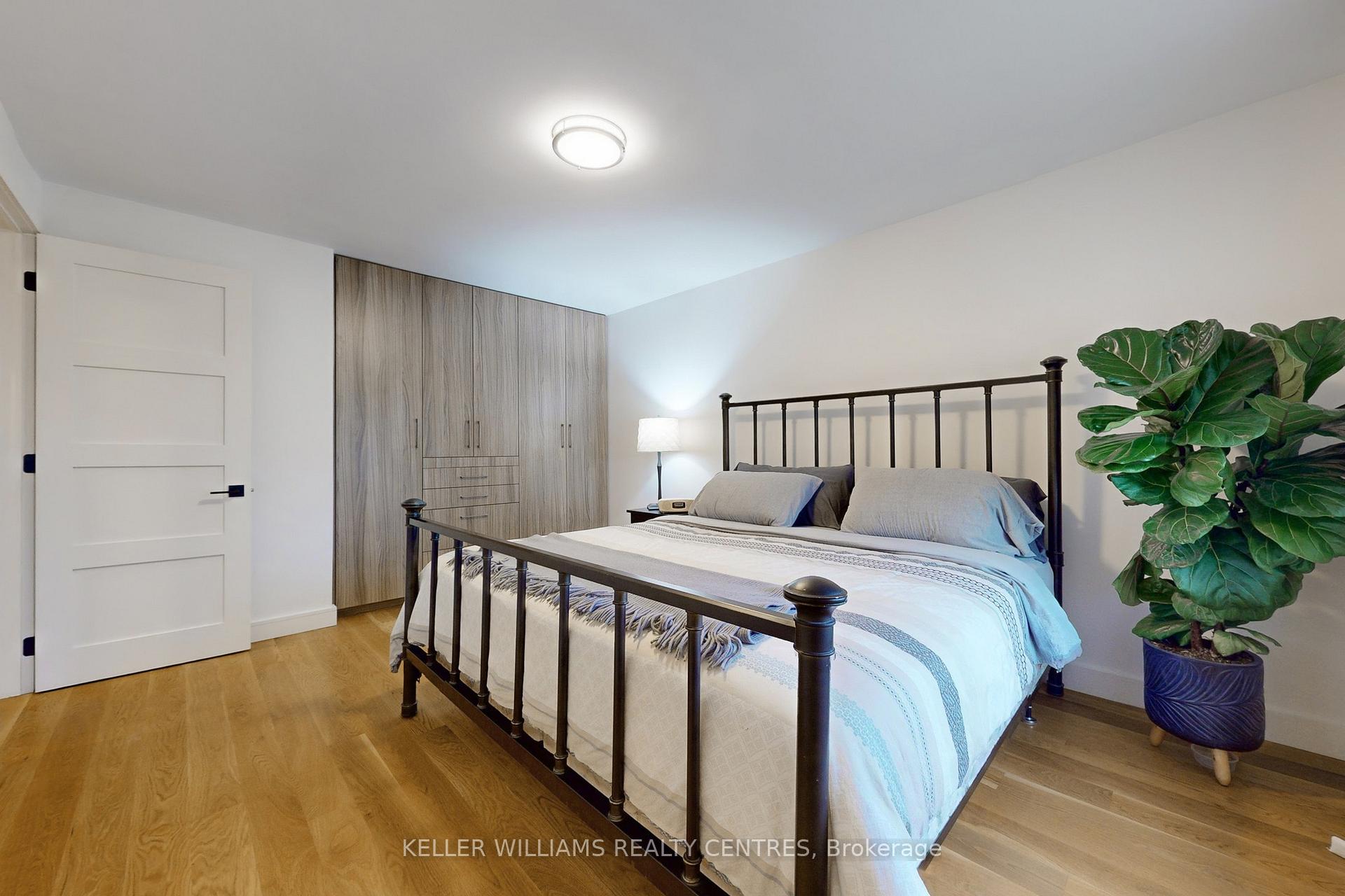 Photo 16 of 27 Boulding Drive, Aurora, Aurora Heights — HOMEH