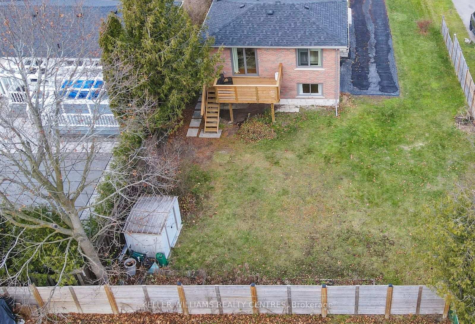 Photo 33 of 27 Boulding Drive, Aurora, Aurora Heights — HOMEH