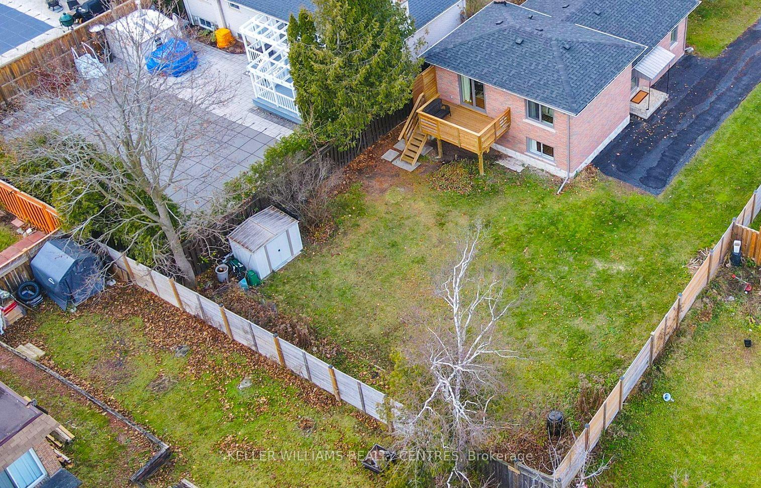 Photo 34 of 27 Boulding Drive, Aurora, Aurora Heights — HOMEH
