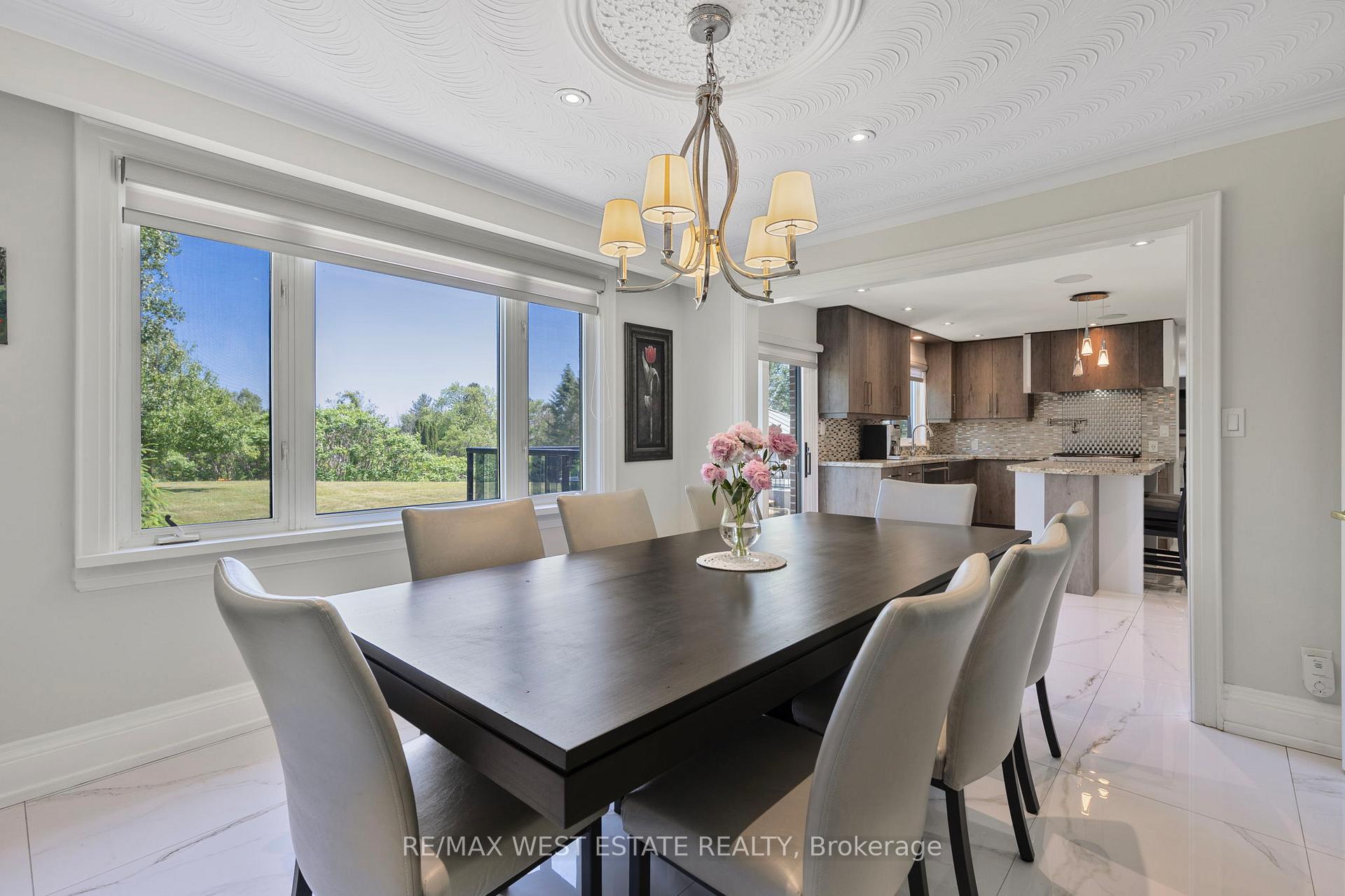 Photo 10 of 9 Walton Drive, Caledon, Palgrave — HOMEH