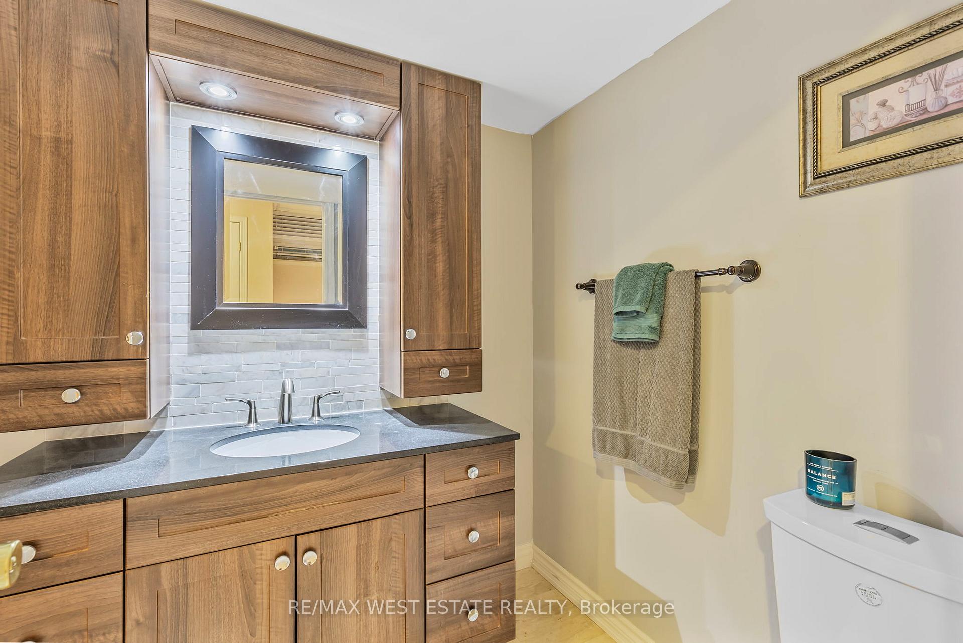 Photo 23 of 9 Walton Drive, Caledon, Palgrave — HOMEH