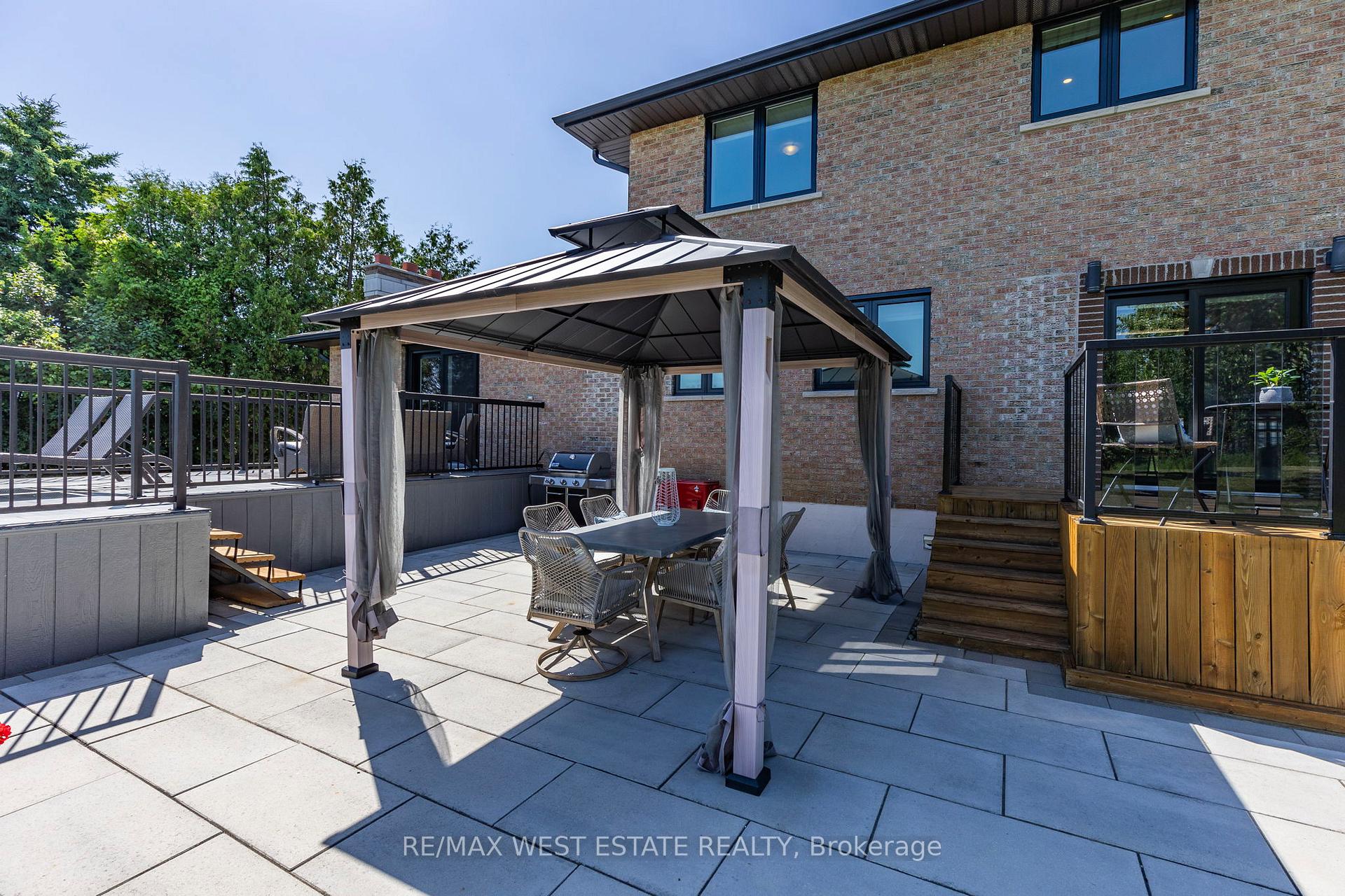 Photo 19 of 9 Walton Drive, Caledon, Palgrave — HOMEH
