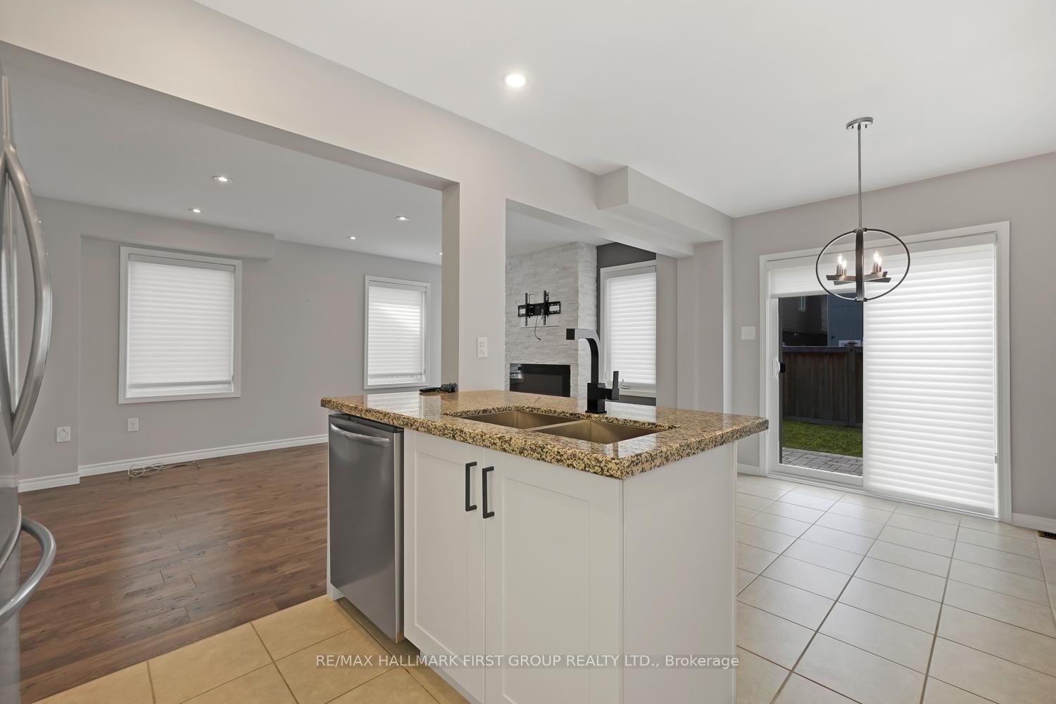 Photo 10 of 60 Ray Richards Street, Clarington, Bowmanville — HOMEH