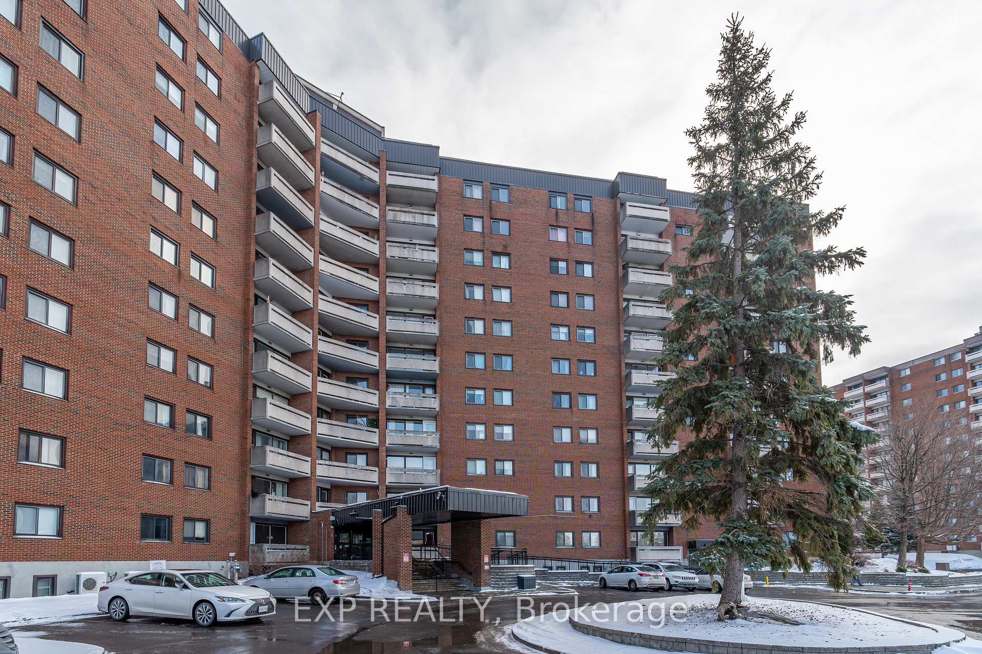 Front of Unit 110, 3100 Carling Avenue