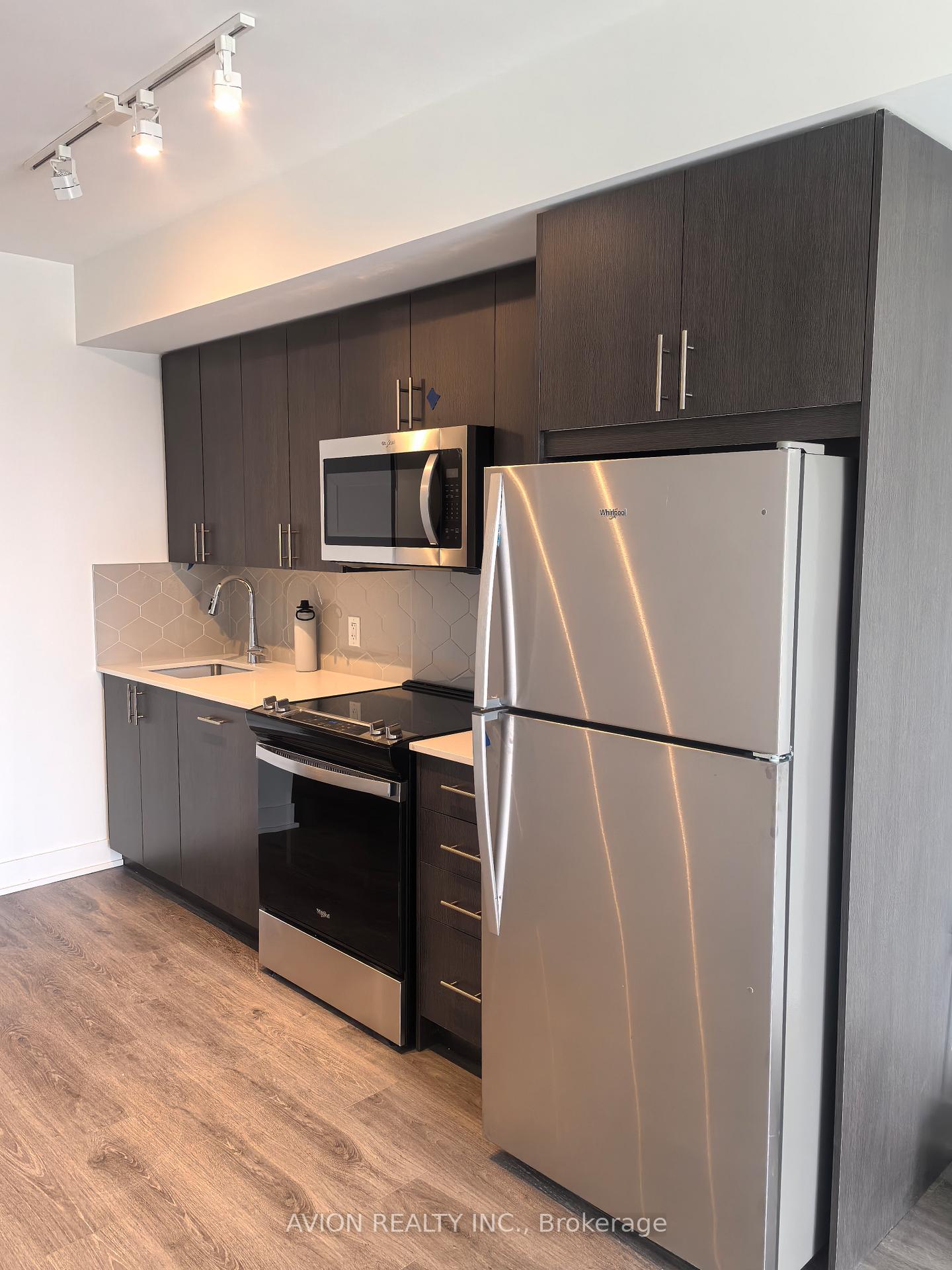 Photo 3 of Unit 1718, 2545 Simcoe Street N, Oshawa, Windfields — HOMEH