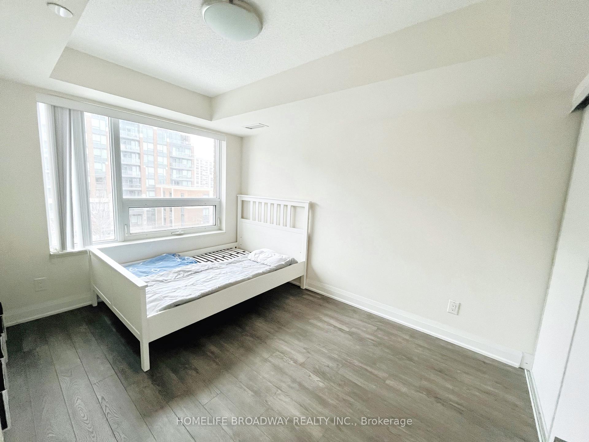 Photo 7 of Unit 605, 18 Uptown Drive, Markham, Unionville — HOMEH
