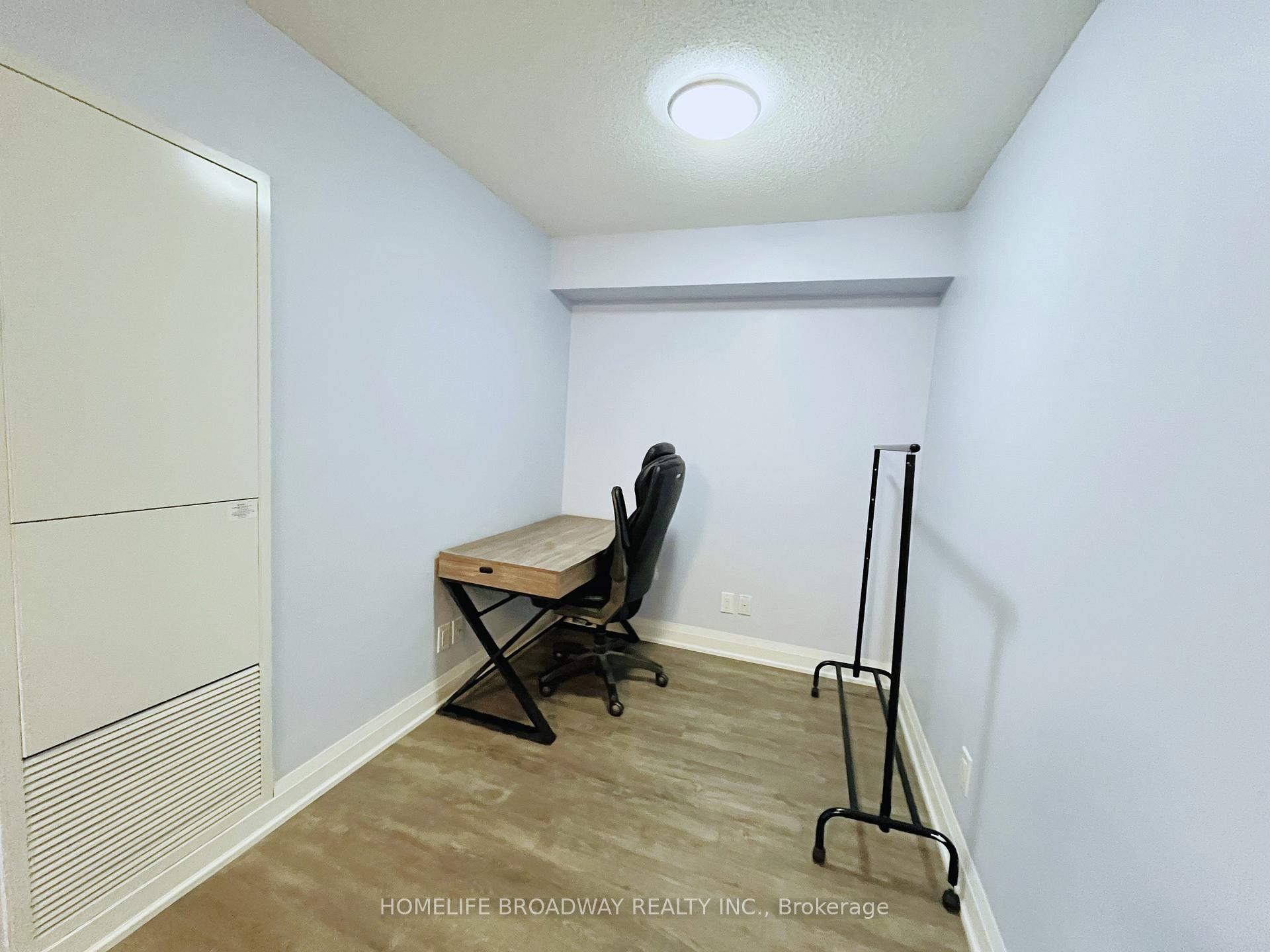 Photo 10 of Unit 605, 18 Uptown Drive, Markham, Unionville — HOMEH