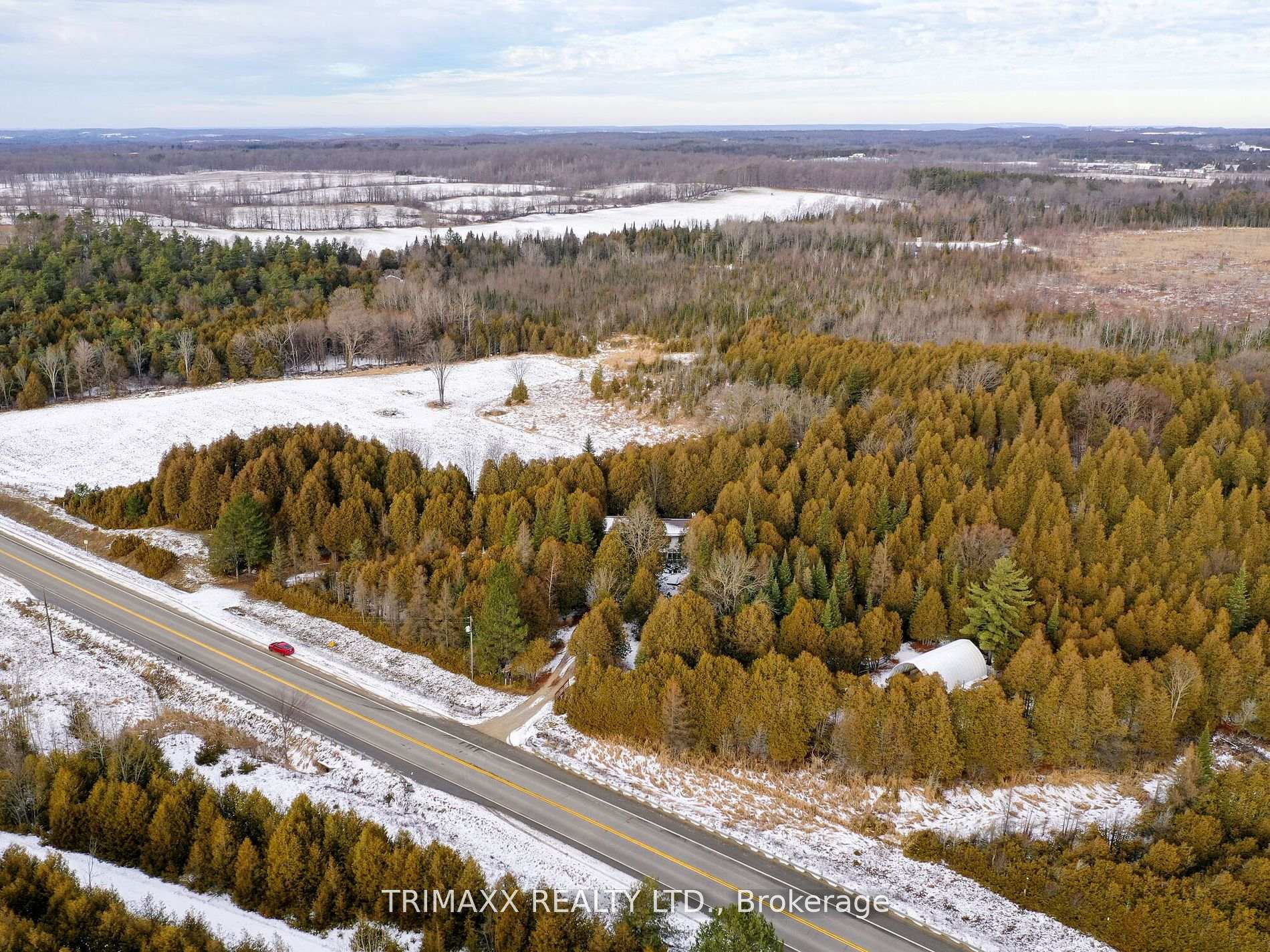 Photo 3 of 776587 Highway 10, Chatsworth — HOMEH