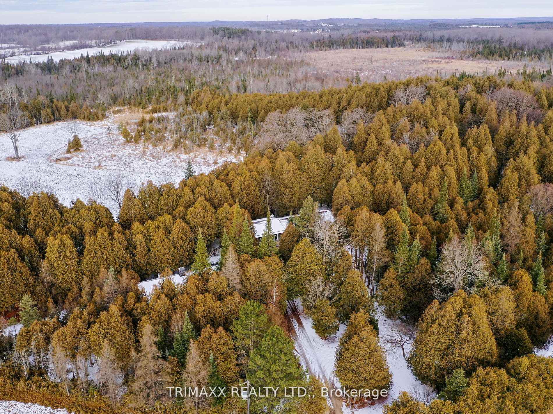 Photo 4 of 776587 Highway 10, Chatsworth — HOMEH