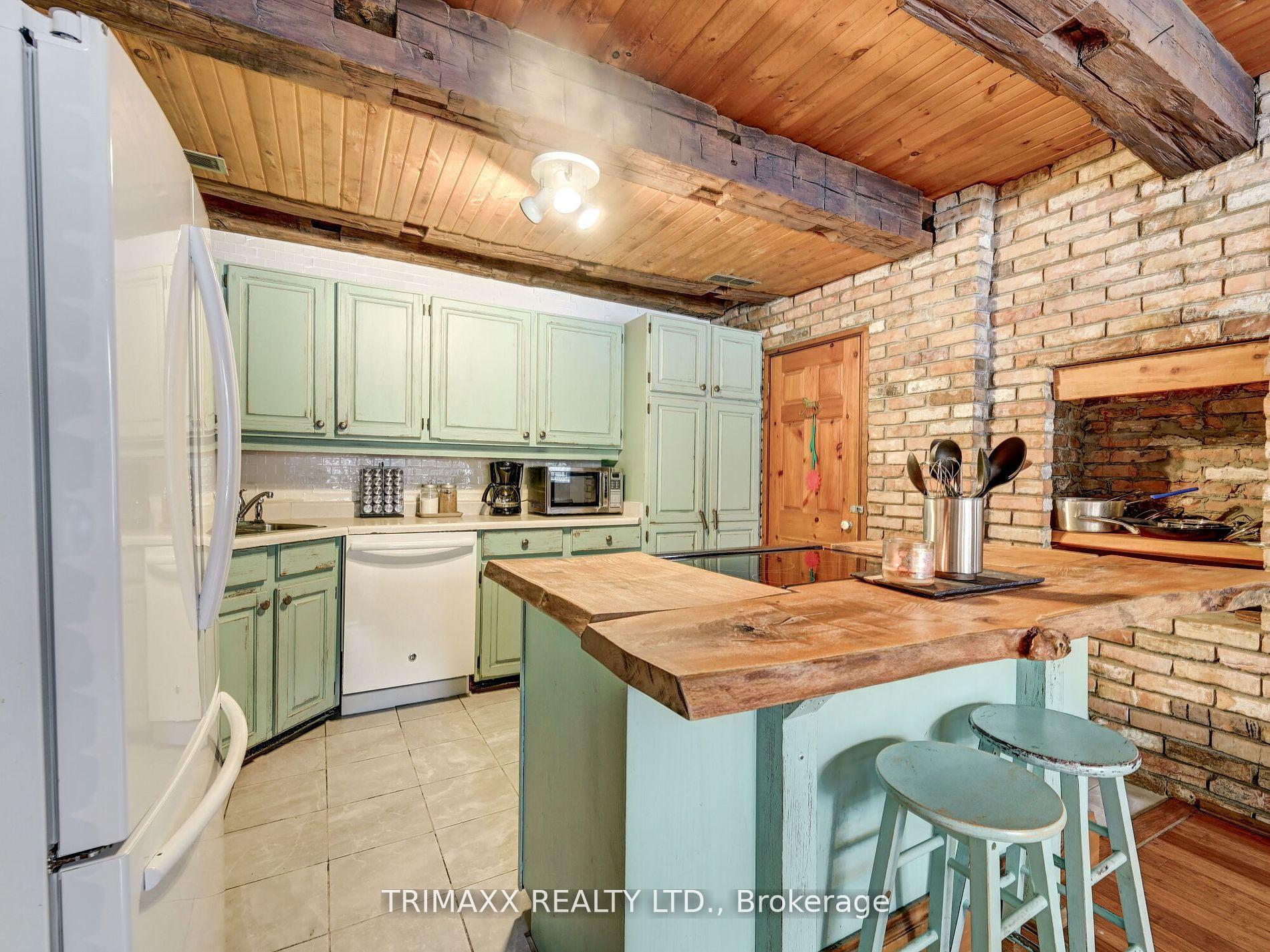 Photo 17 of 776587 Highway 10, Chatsworth — HOMEH