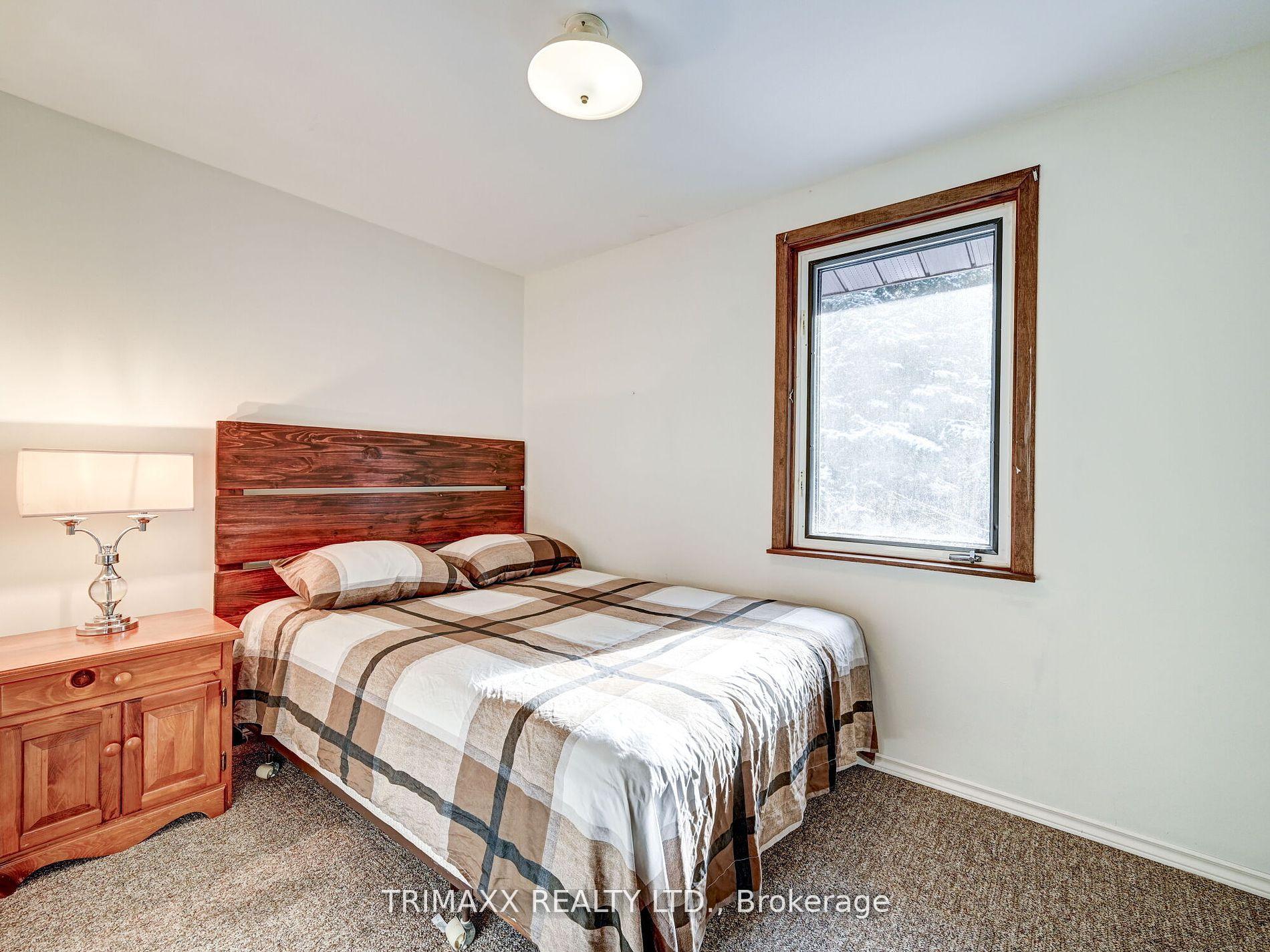 Photo 25 of 776587 Highway 10, Chatsworth — HOMEH