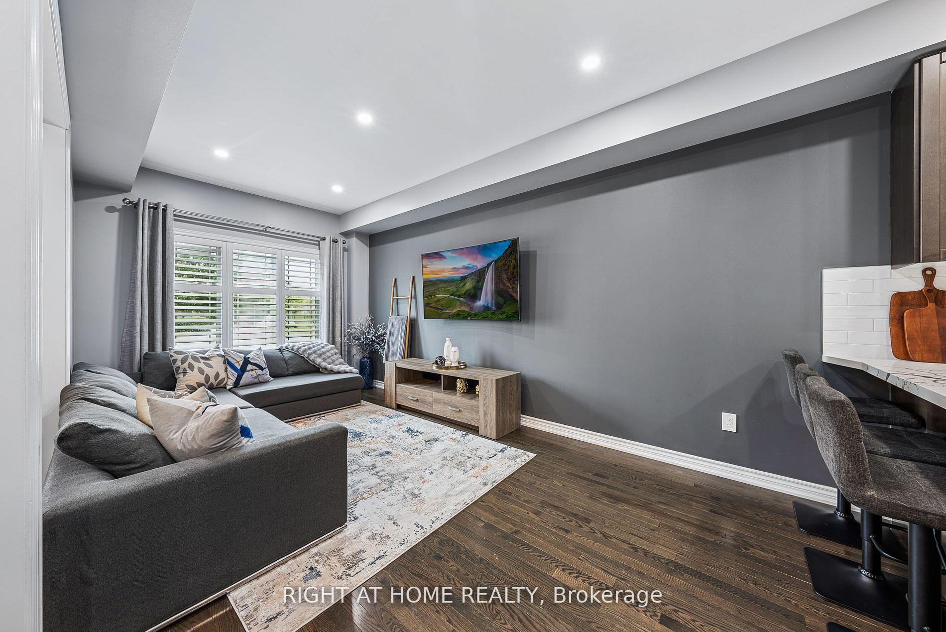 Photo 10 of 453 Mapleton Avenue, Barrie, Ardagh — HOMEH