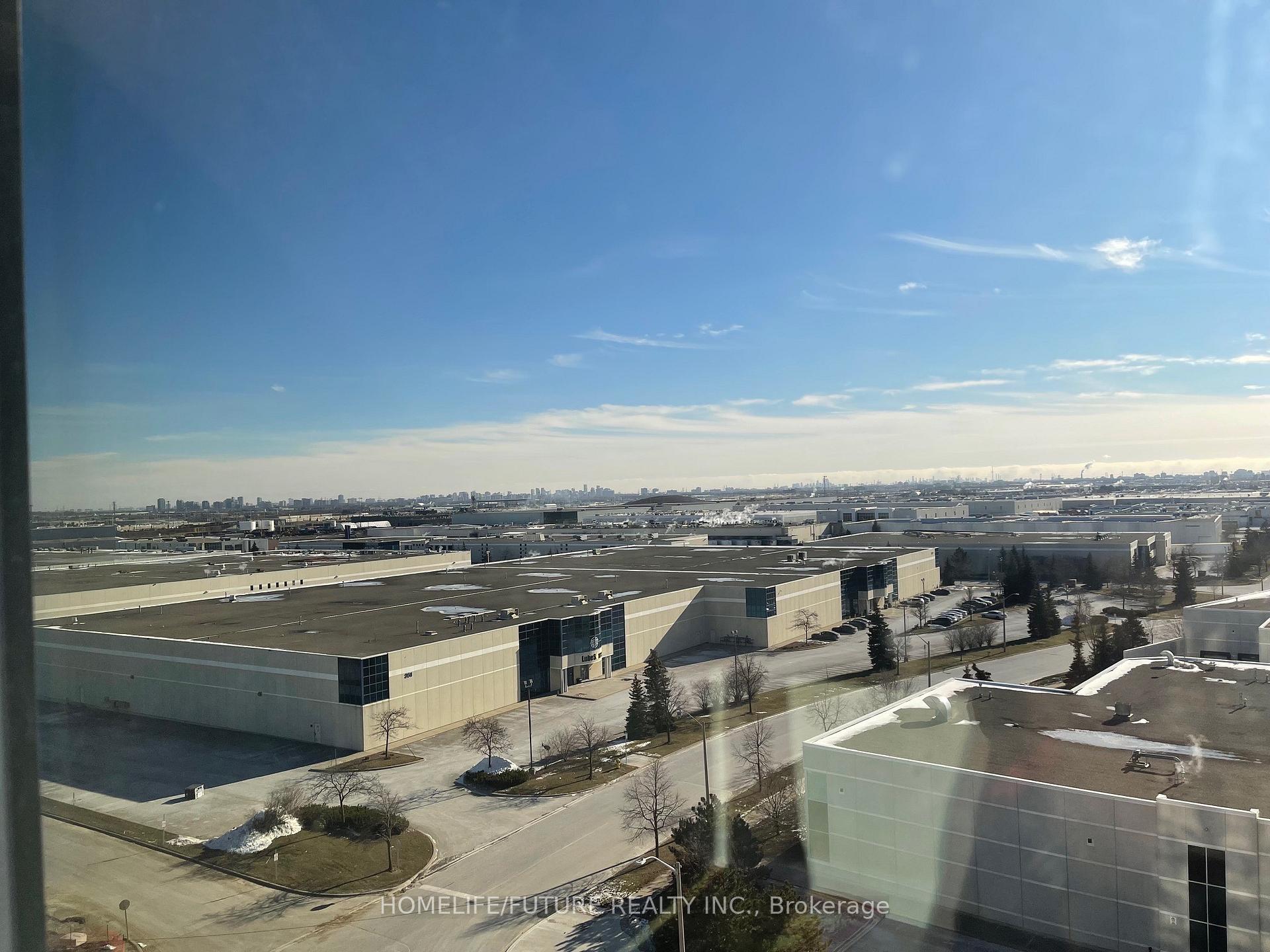 Photo 3 of Unit 804, 9075 Jane Street S, Vaughan, Concord — HOMEH