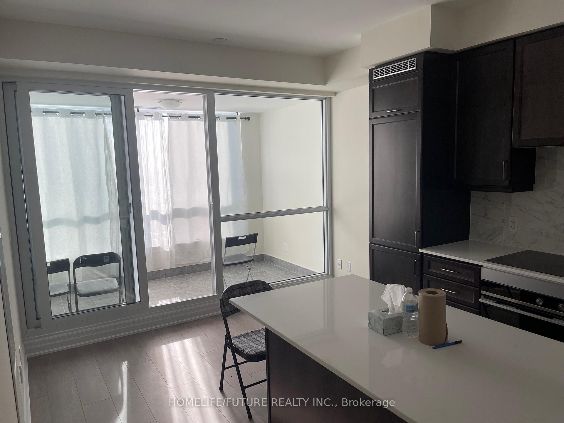 Photo 5 of Unit 804, 9075 Jane Street S, Vaughan, Concord — HOMEH