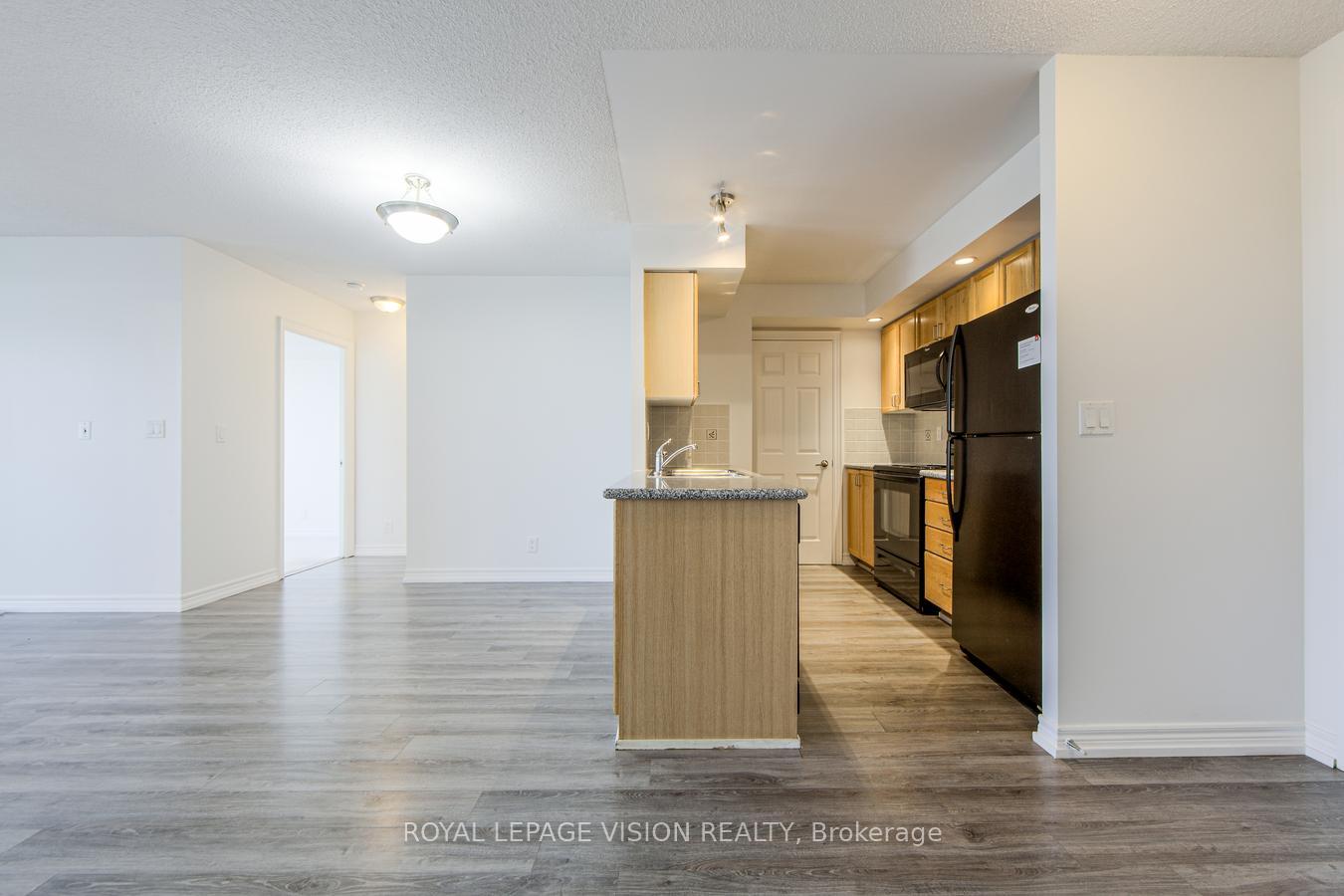 Photo 7 of Unit 1020, 33 Cox Boulevard, Markham, Unionville — HOMEH