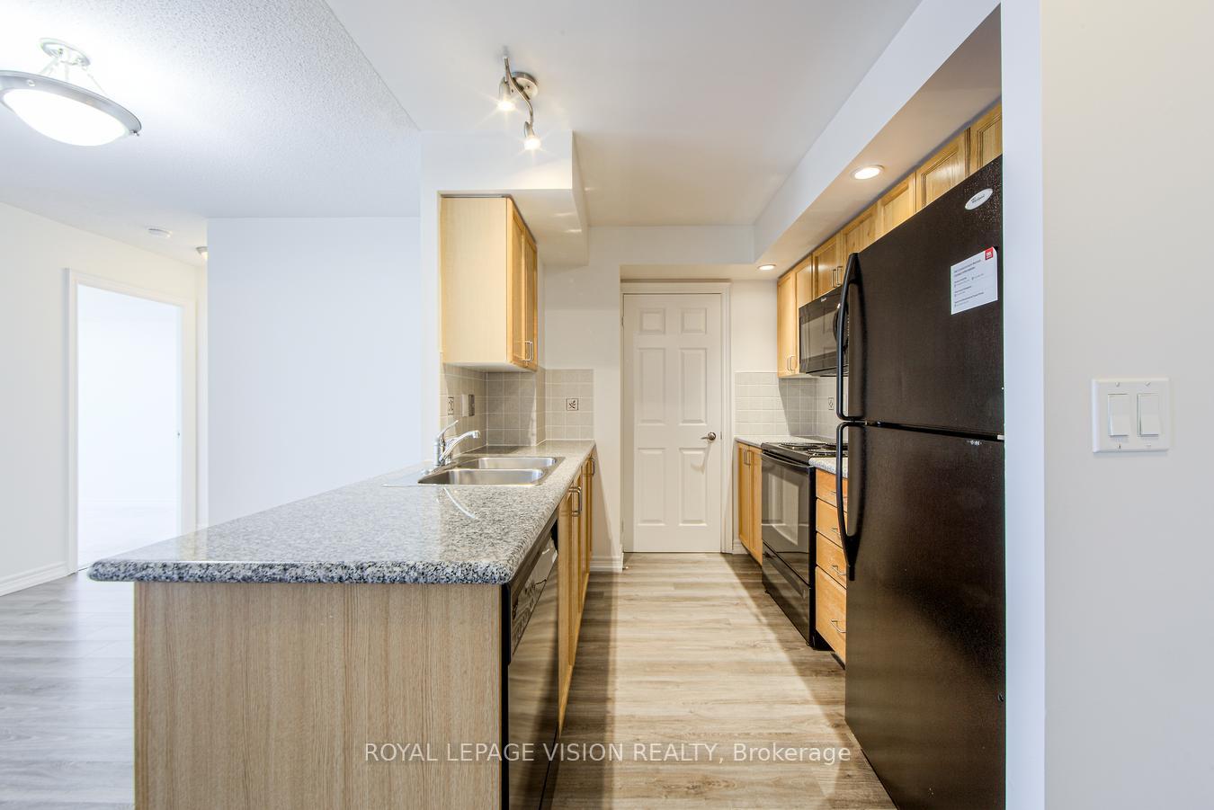 Photo 9 of Unit 1020, 33 Cox Boulevard, Markham, Unionville — HOMEH