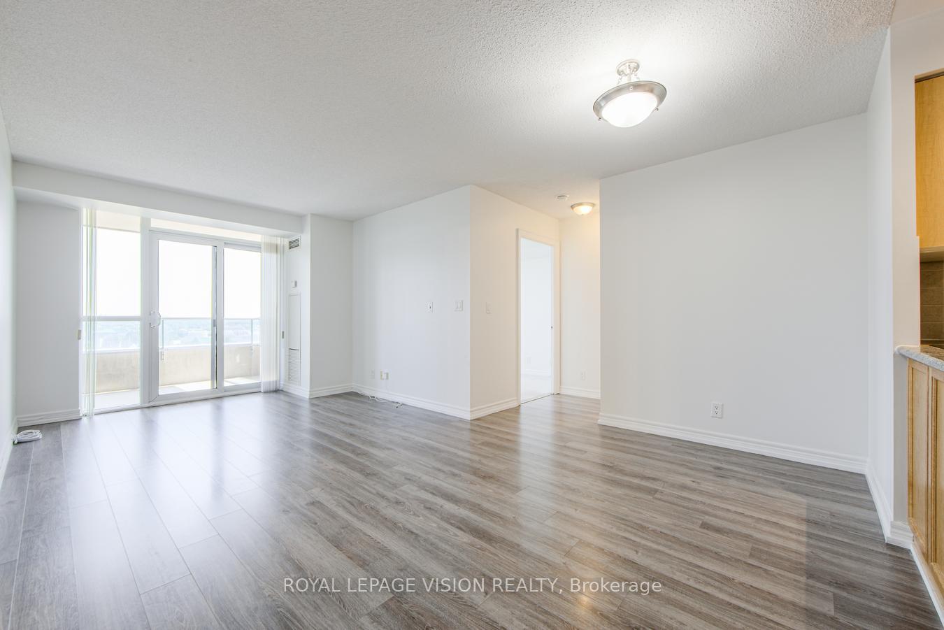 Photo 11 of Unit 1020, 33 Cox Boulevard, Markham, Unionville — HOMEH