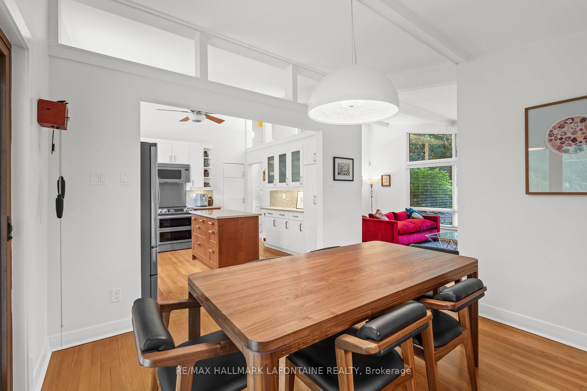 Photo 16 of 1886 Rideau Garden Drive, Ottawa, Ottawa East — HOMEH