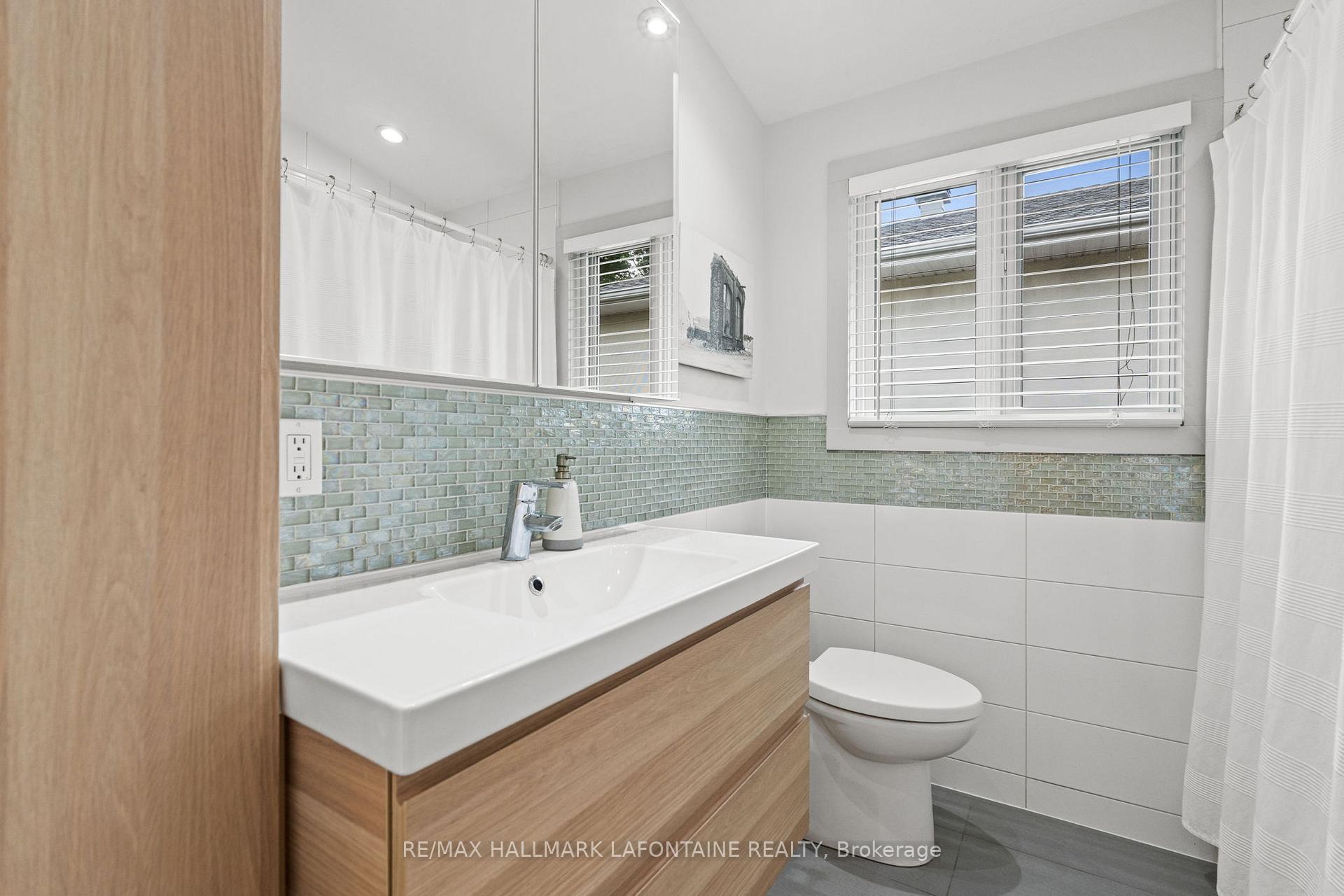Photo 24 of 1886 Rideau Garden Drive, Ottawa, Ottawa East — HOMEH