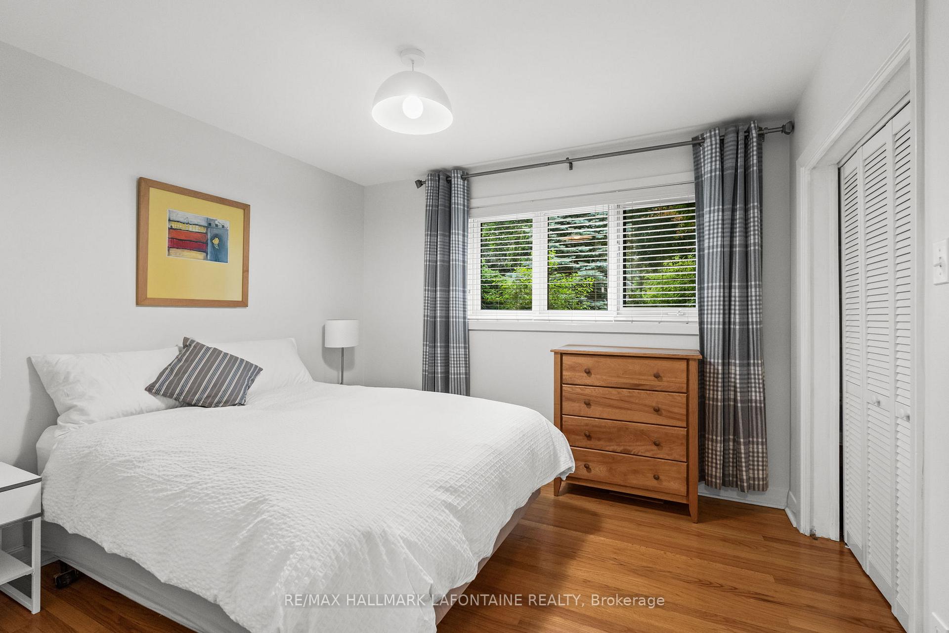 Photo 25 of 1886 Rideau Garden Drive, Ottawa, Ottawa East — HOMEH