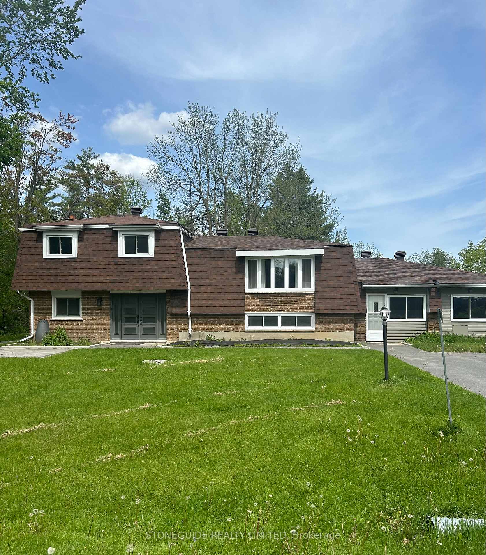 Photo 2 of 2515 Edgewood Park, Cavan Monaghan, Cavan Twp — HOMEH