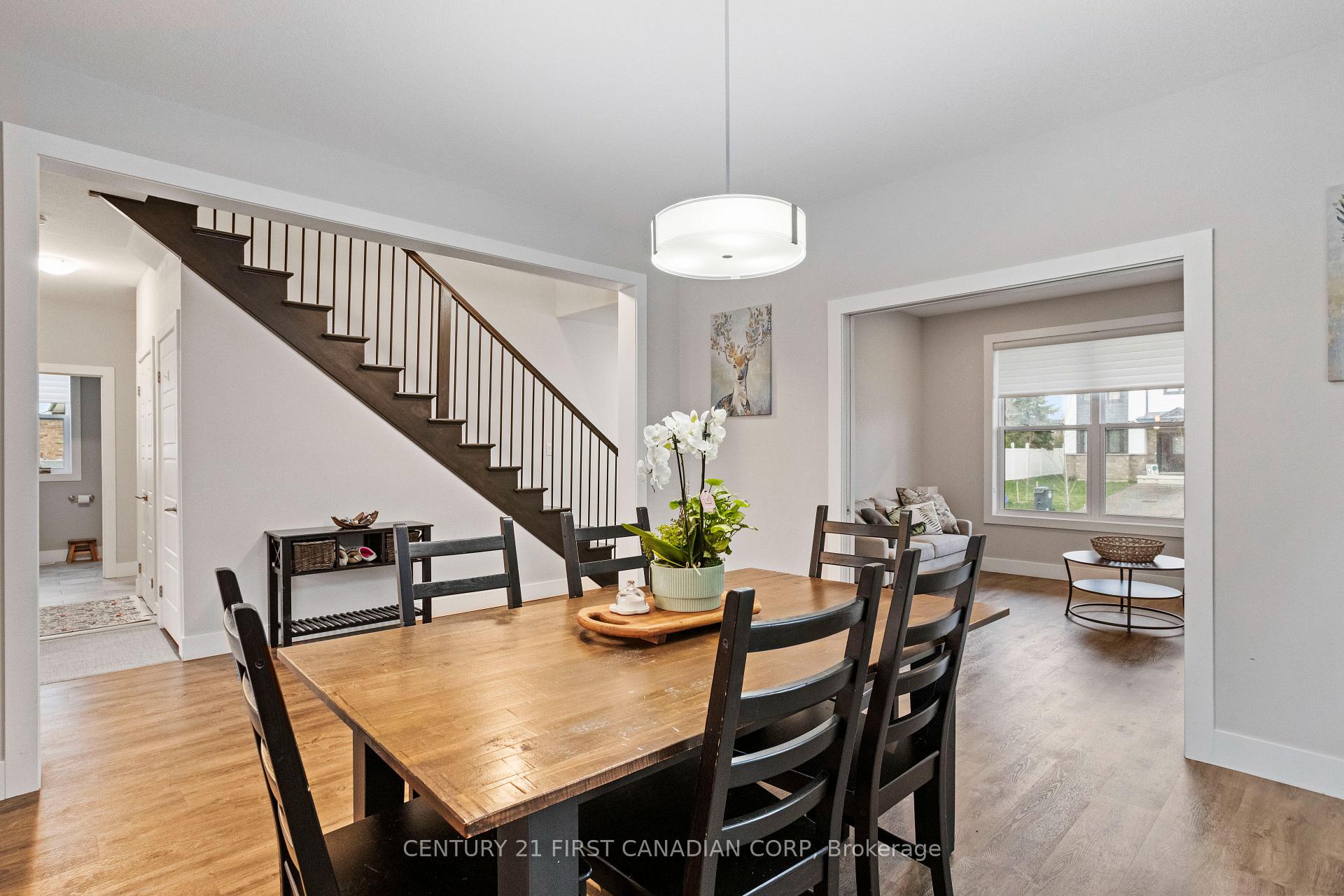 Photo 10 of 1 Helen Court, Central Elgin, Belmont — HOMEH