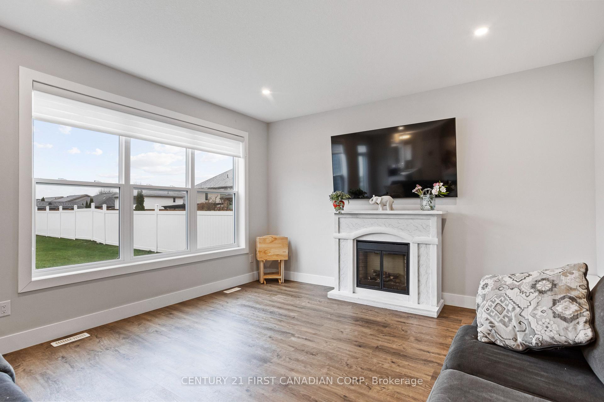 Photo 19 of 1 Helen Court, Central Elgin, Belmont — HOMEH