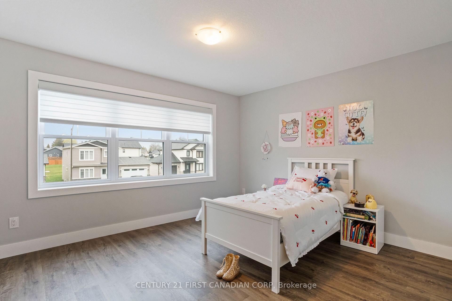 Photo 33 of 1 Helen Court, Central Elgin, Belmont — HOMEH