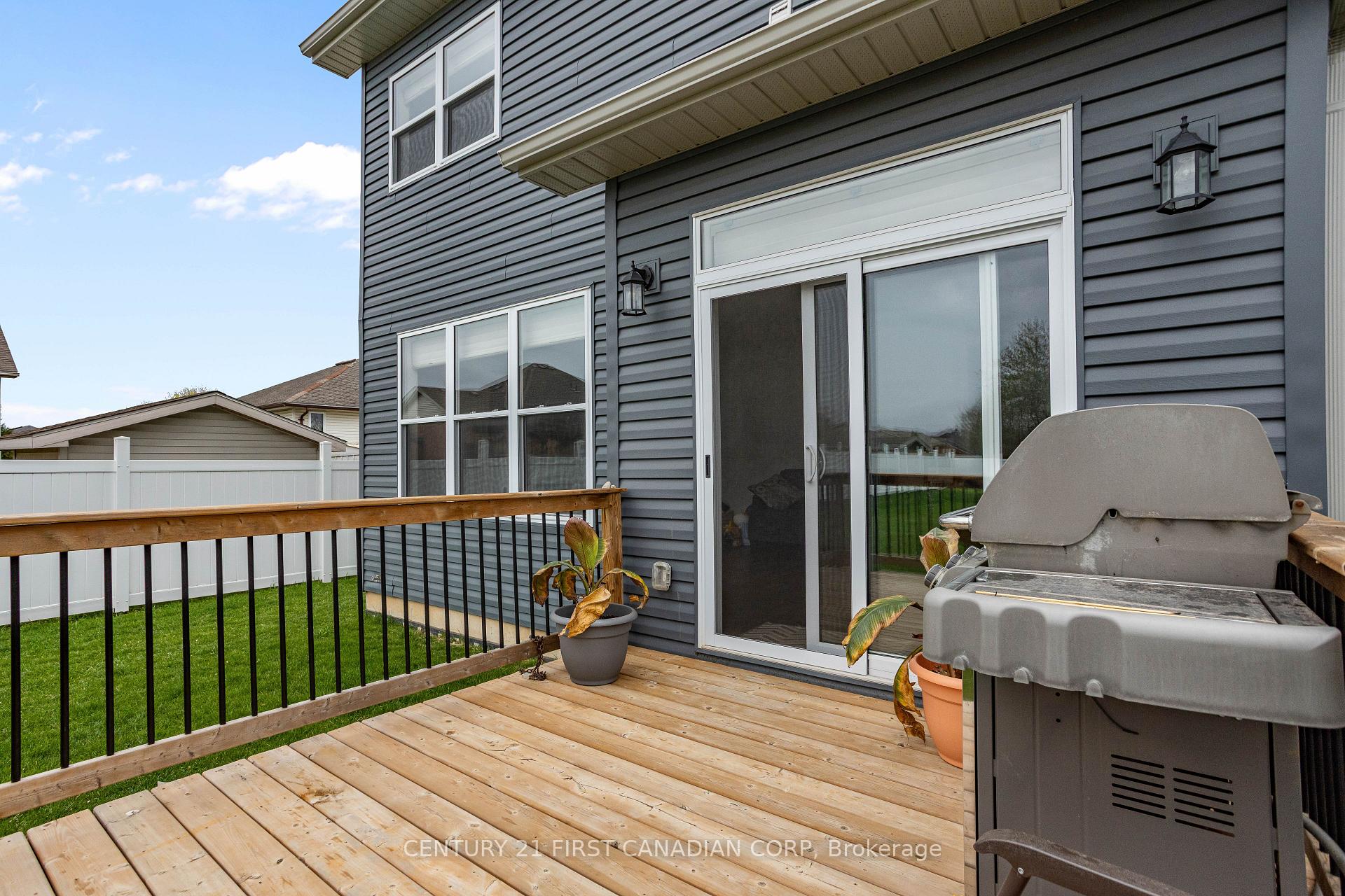 Photo 40 of 1 Helen Court, Central Elgin, Belmont — HOMEH