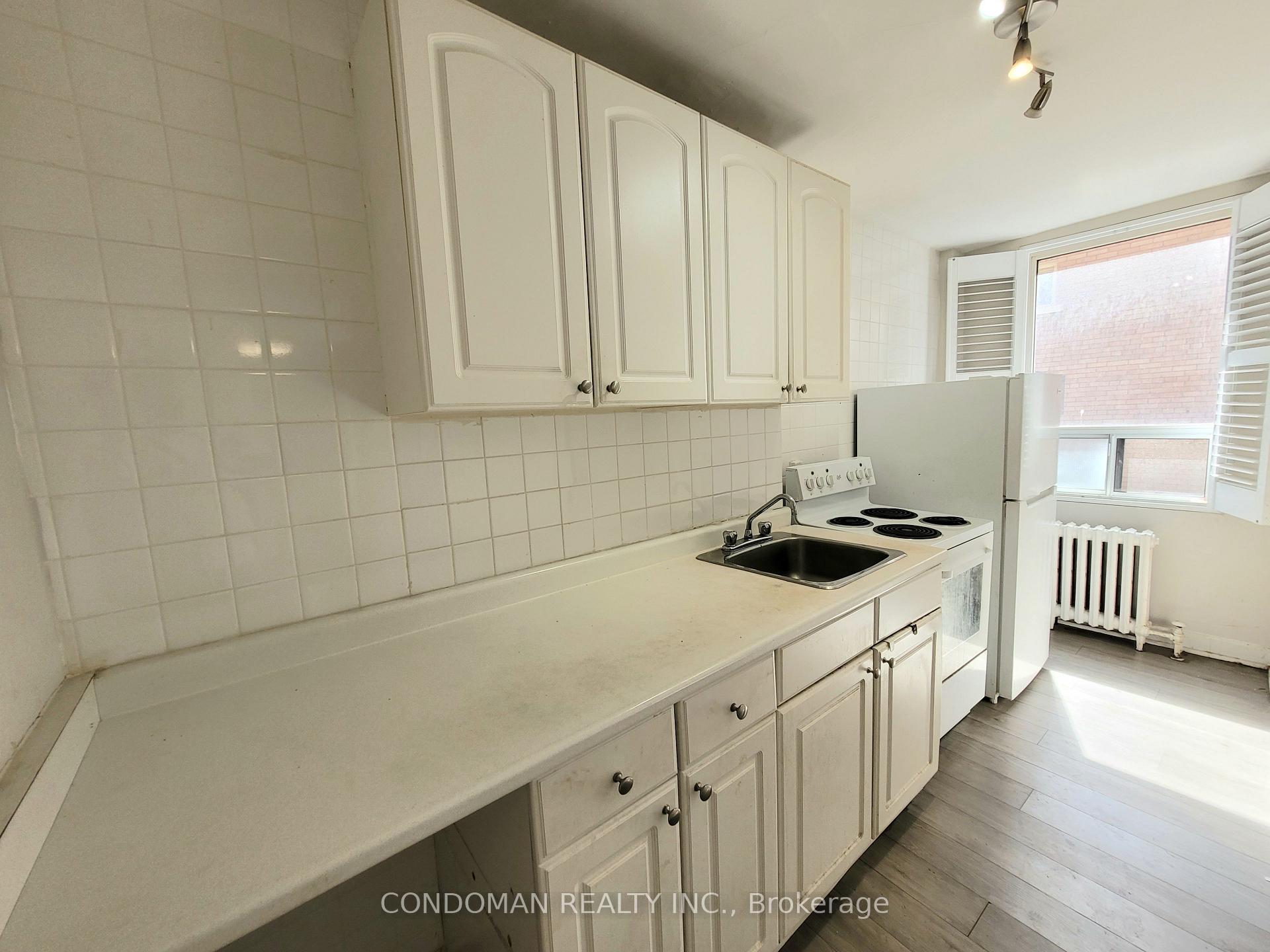 Photo 4 of Unit 106, 852 Broadview Avenue, Toronto, Playter Estates-Danforth — HOMEH