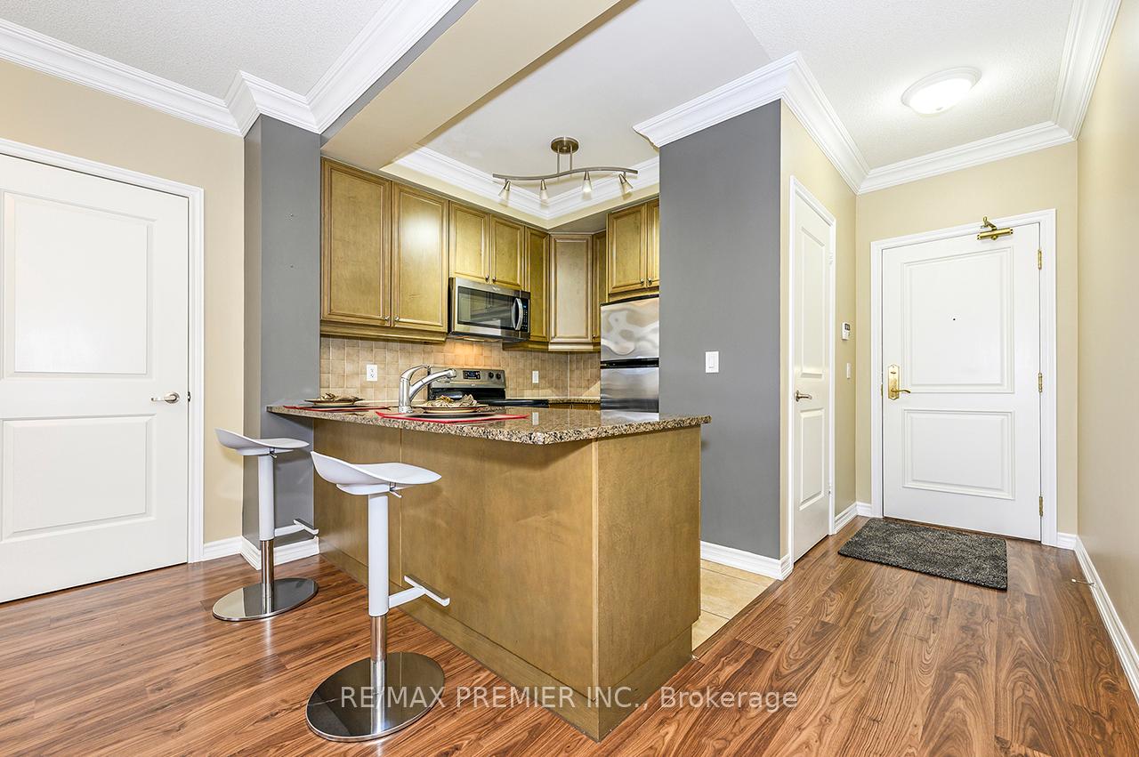 Photo 5 of Unit 314, 9235 Jane Street, Vaughan, Maple — HOMEH