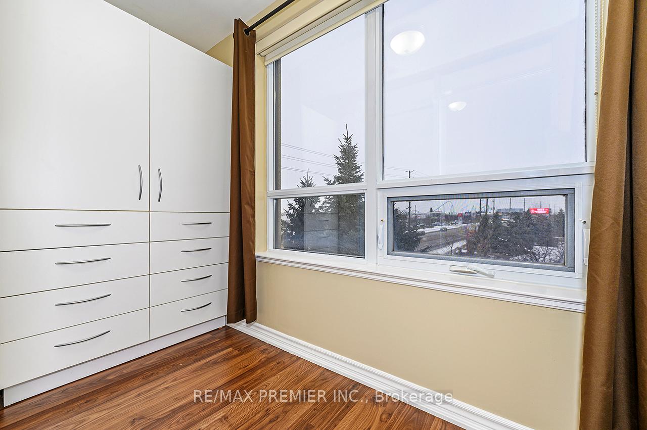 Photo 41 of Unit 314, 9235 Jane Street, Vaughan, Maple — HOMEH