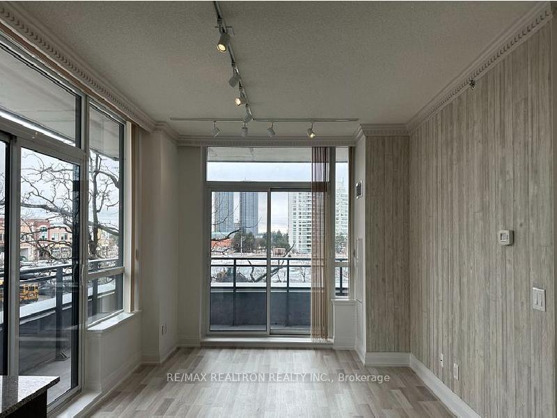 Photo 1 of Unit 305, 85 North Park Road, Vaughan, Beverley Glen — HOMEH
