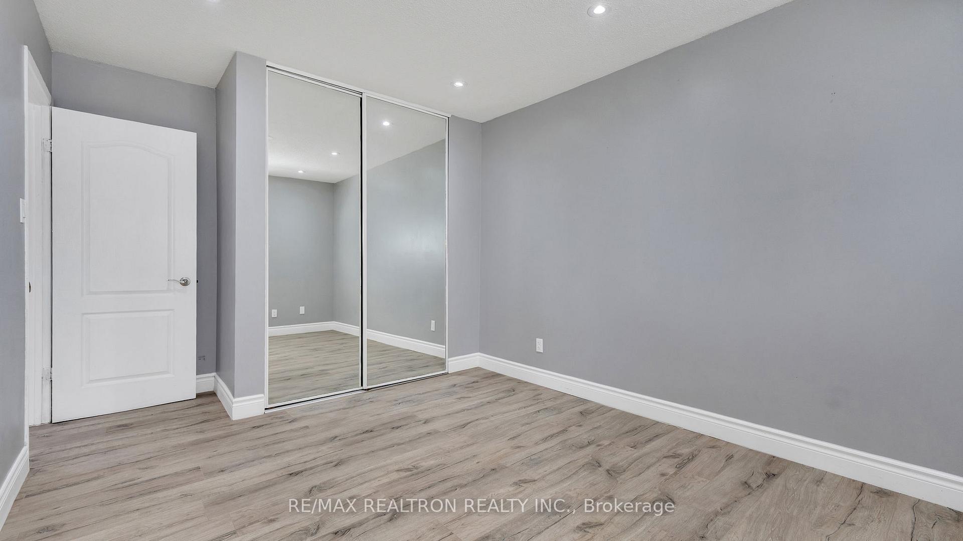 Photo 13 of Unit 11-Main, 730 Cedar Street, Oshawa, Lakeview — HOMEH
