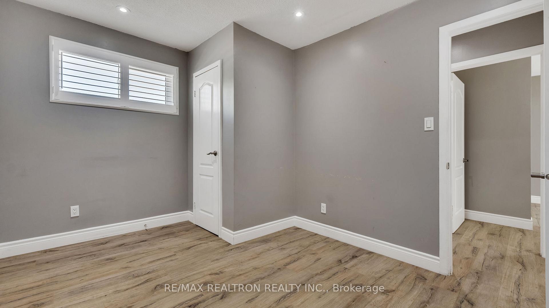 Photo 19 of Unit 11-Main, 730 Cedar Street, Oshawa, Lakeview — HOMEH