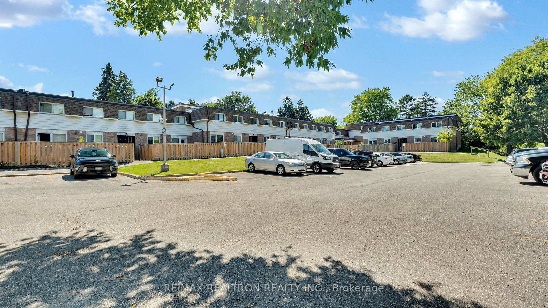 Photo 26 of Unit 11-Main, 730 Cedar Street, Oshawa, Lakeview — HOMEH