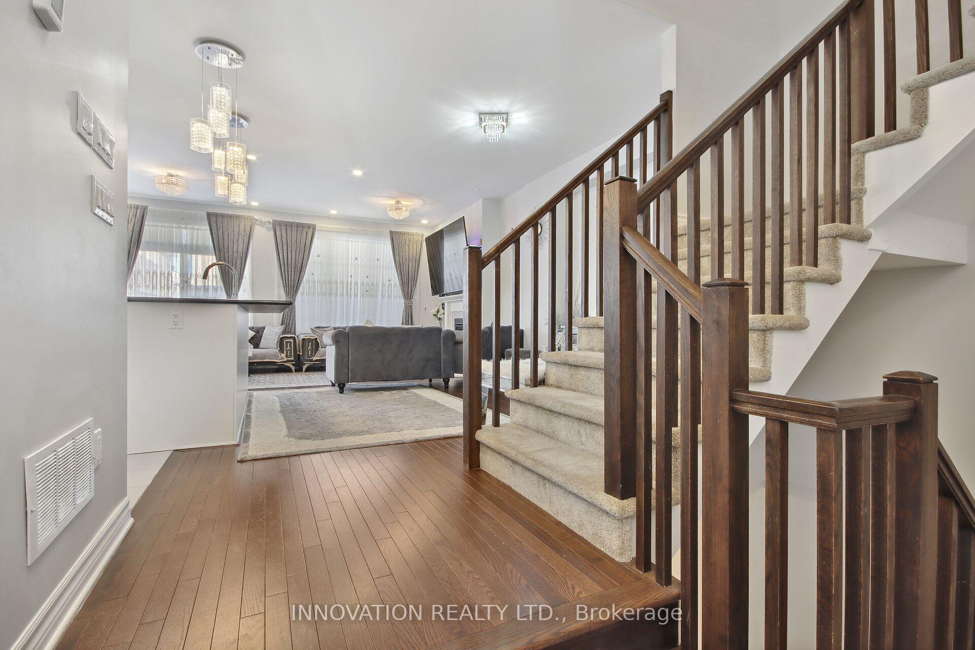 Photo 3 of 517 Muscari Street, Ottawa, Blossom Park/Kemp Park/Findlay Creek — HOMEH