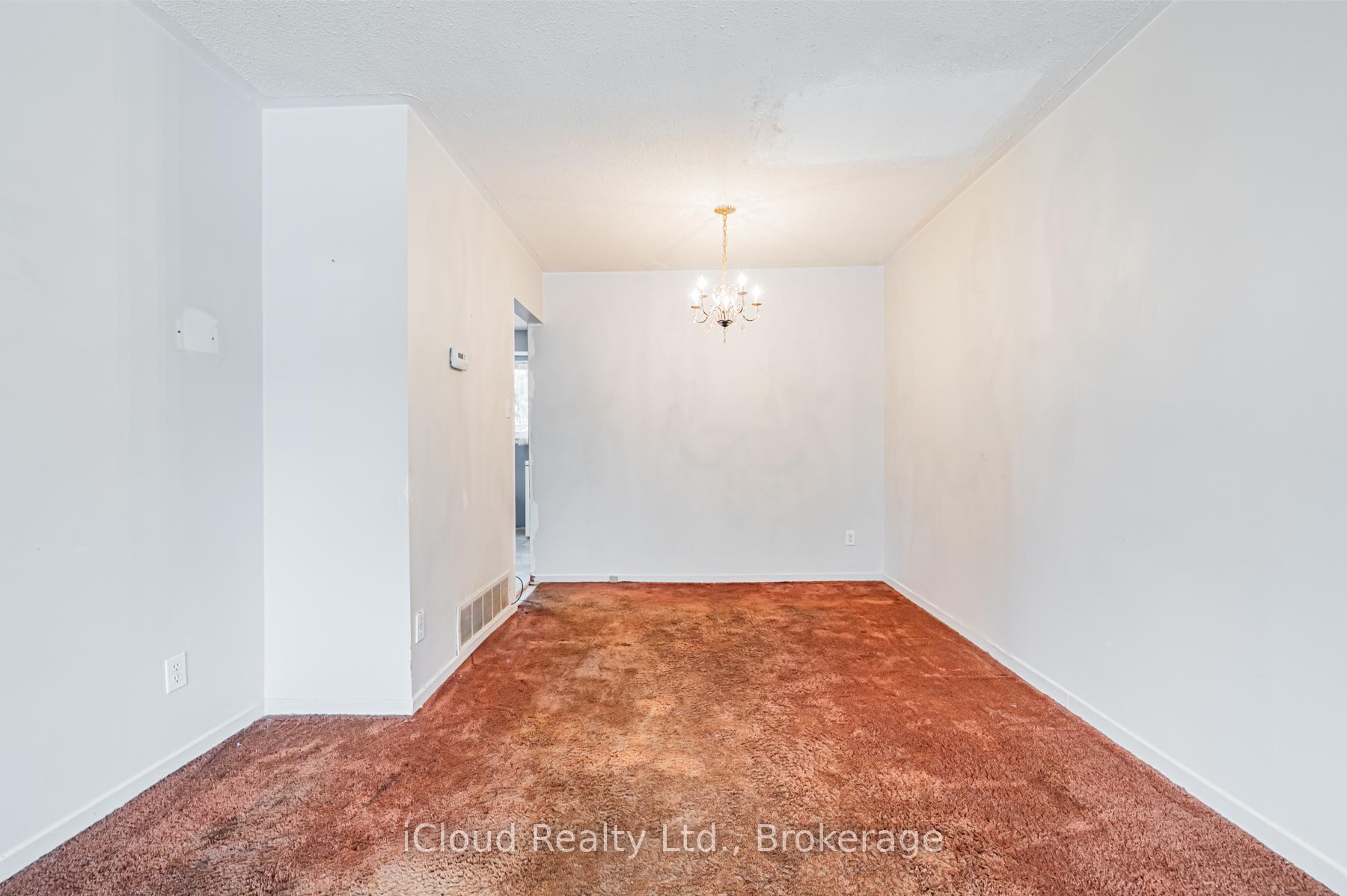 Photo 10 of 331 Archdekin Drive, Brampton, Madoc — HOMEH